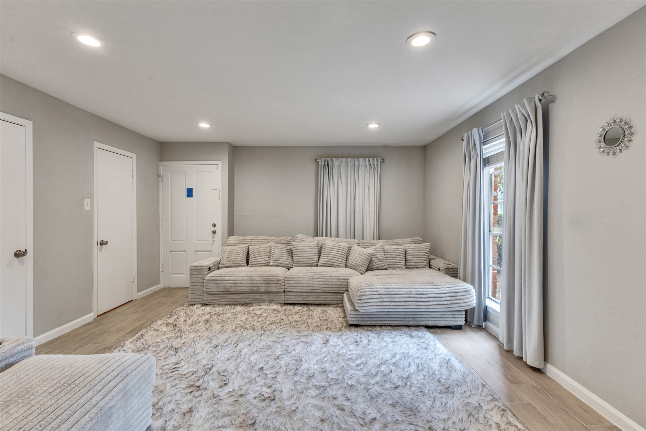2513 MARILEE LANE, Houston, TX 77057