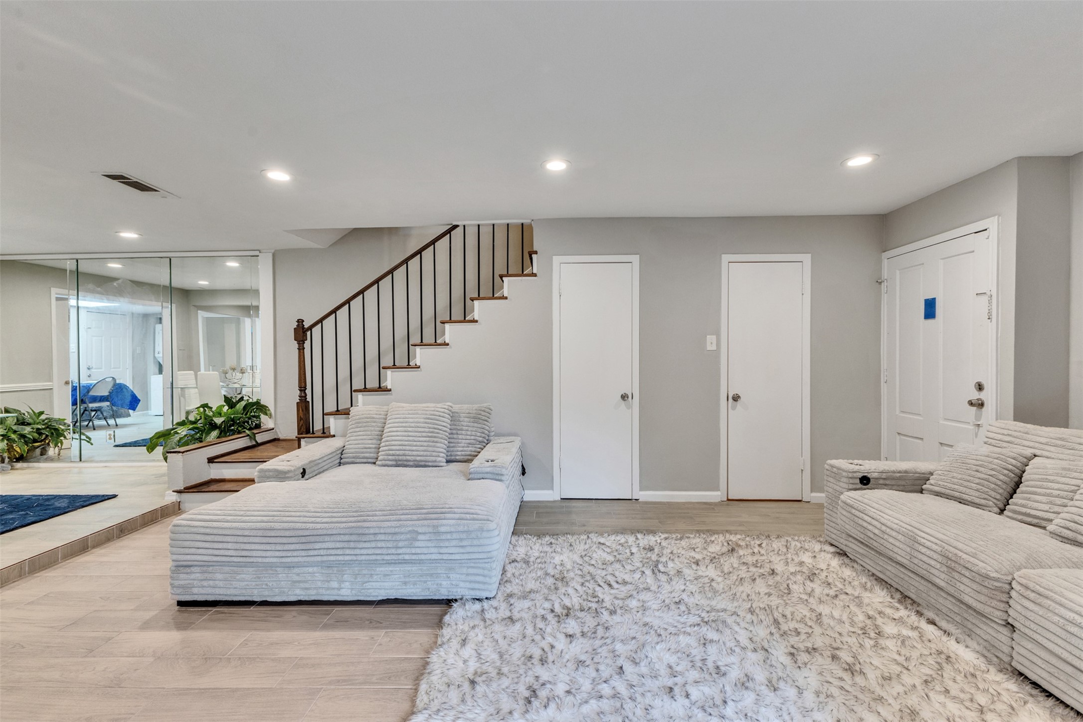 2513 MARILEE LANE, Houston, TX 77057