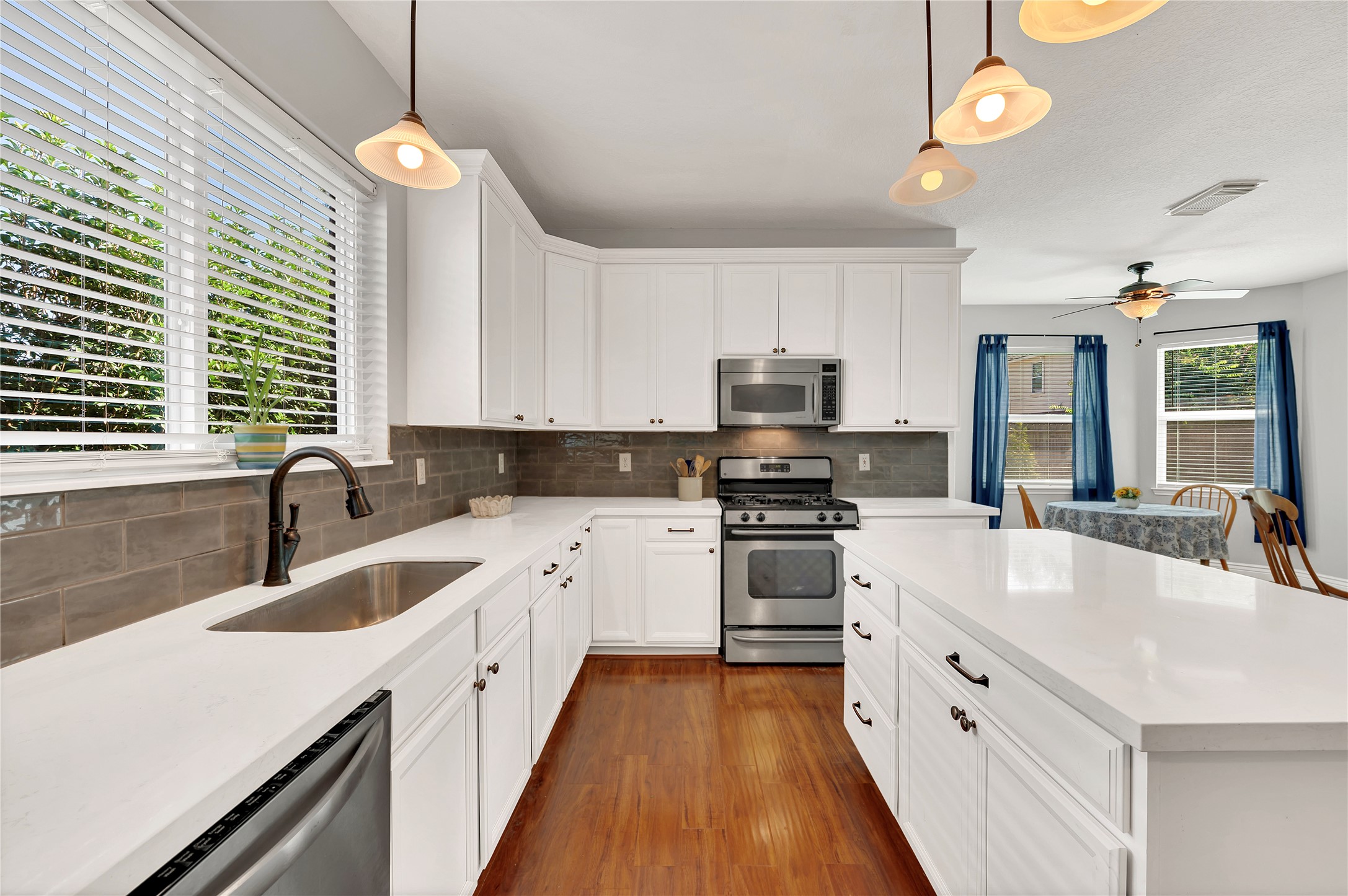 6506 Acorn Court, Pearland, TX 77584