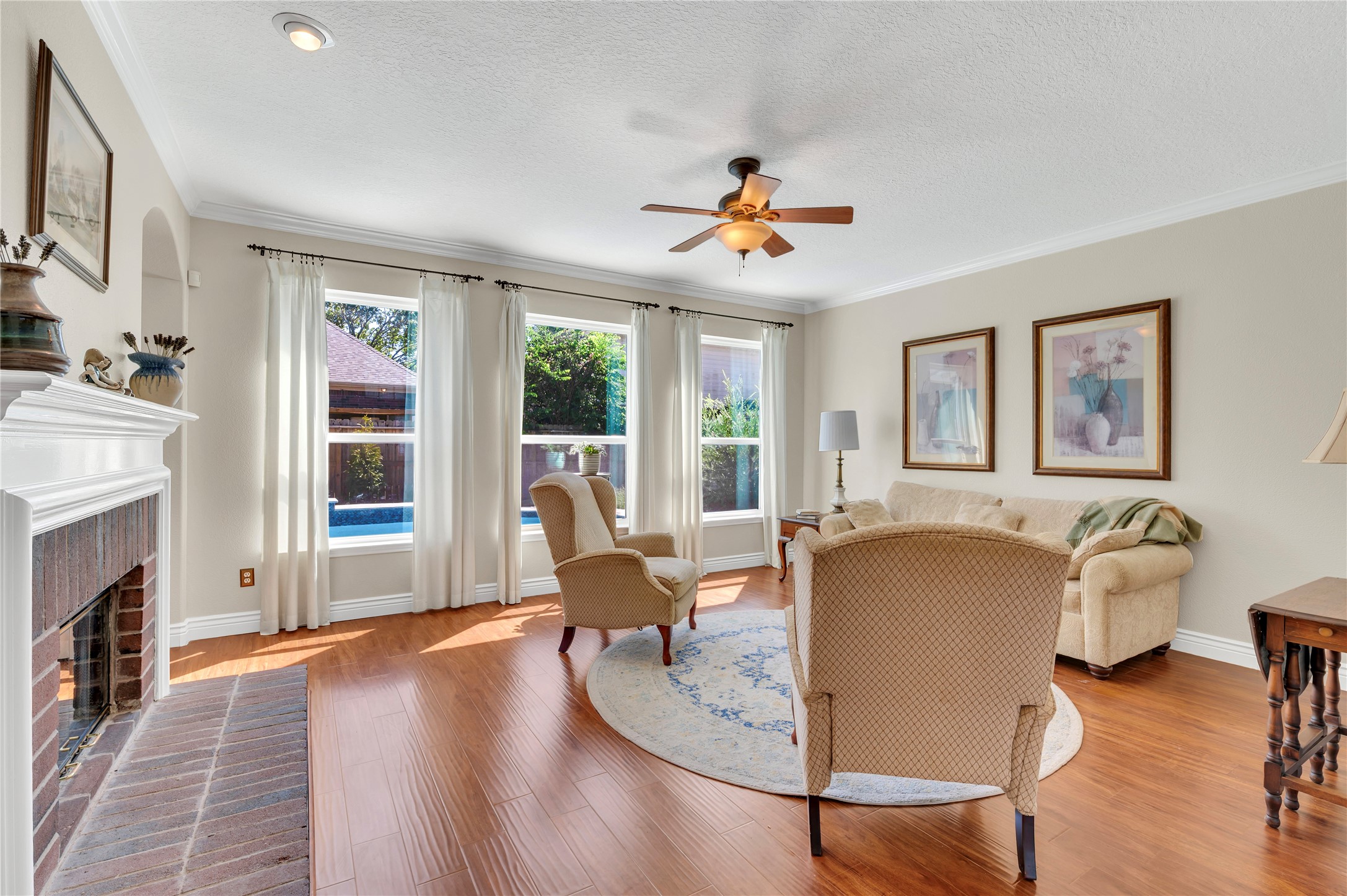 6506 Acorn Court, Pearland, TX 77584