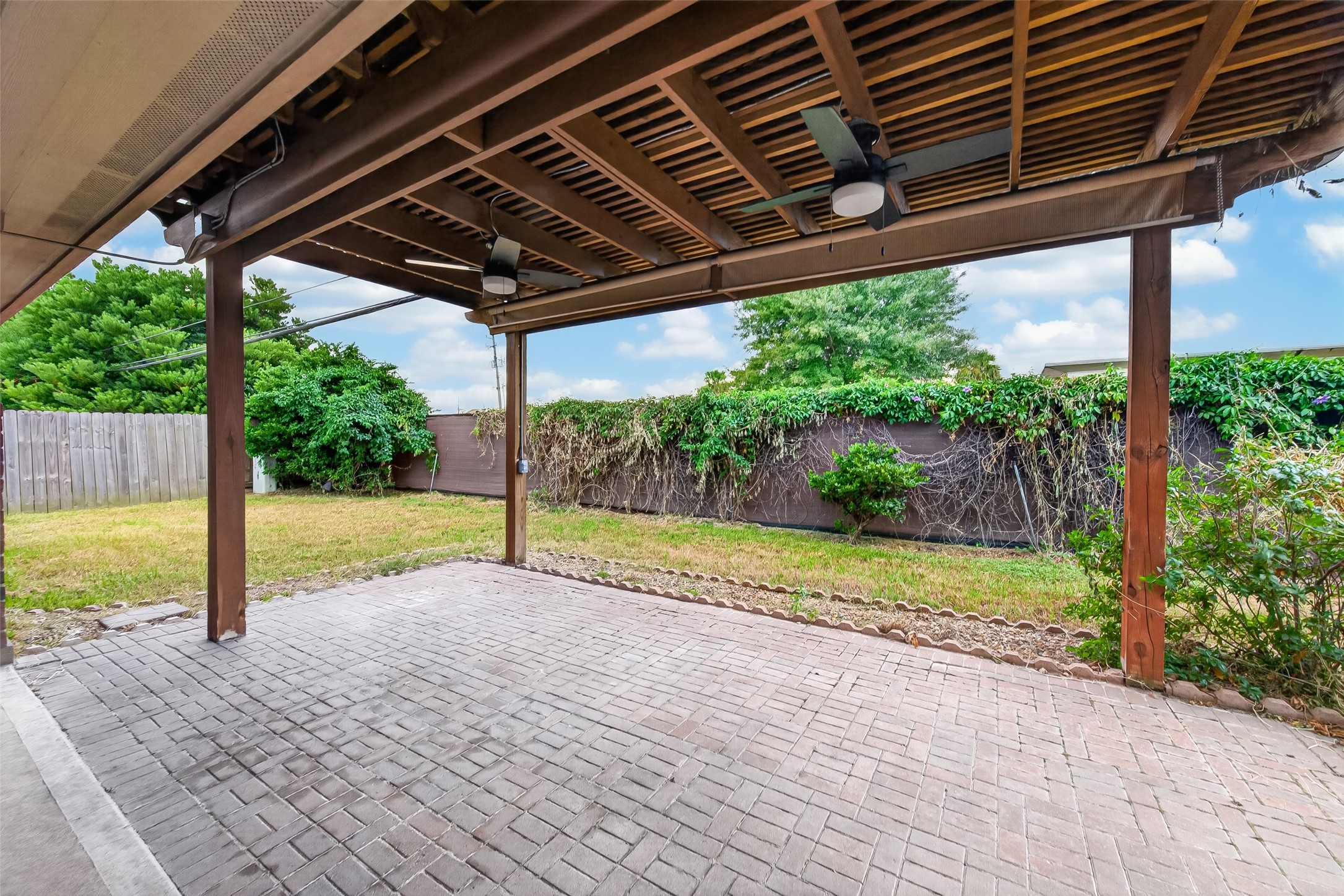 18623 Polo Meadow Drive, Humble, TX 77346