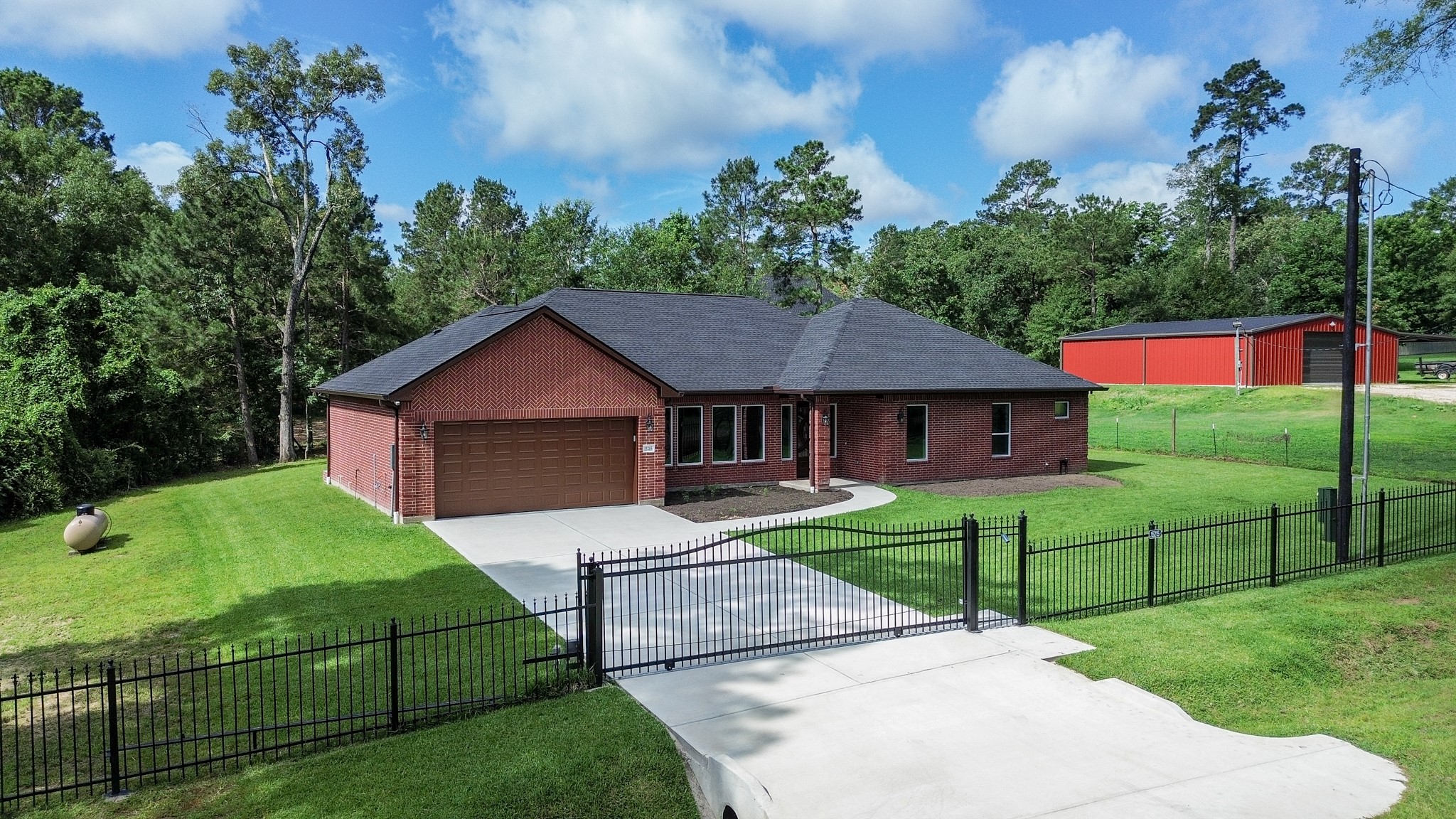 15215 Butterfly Lane, Plantersville, TX 77363
