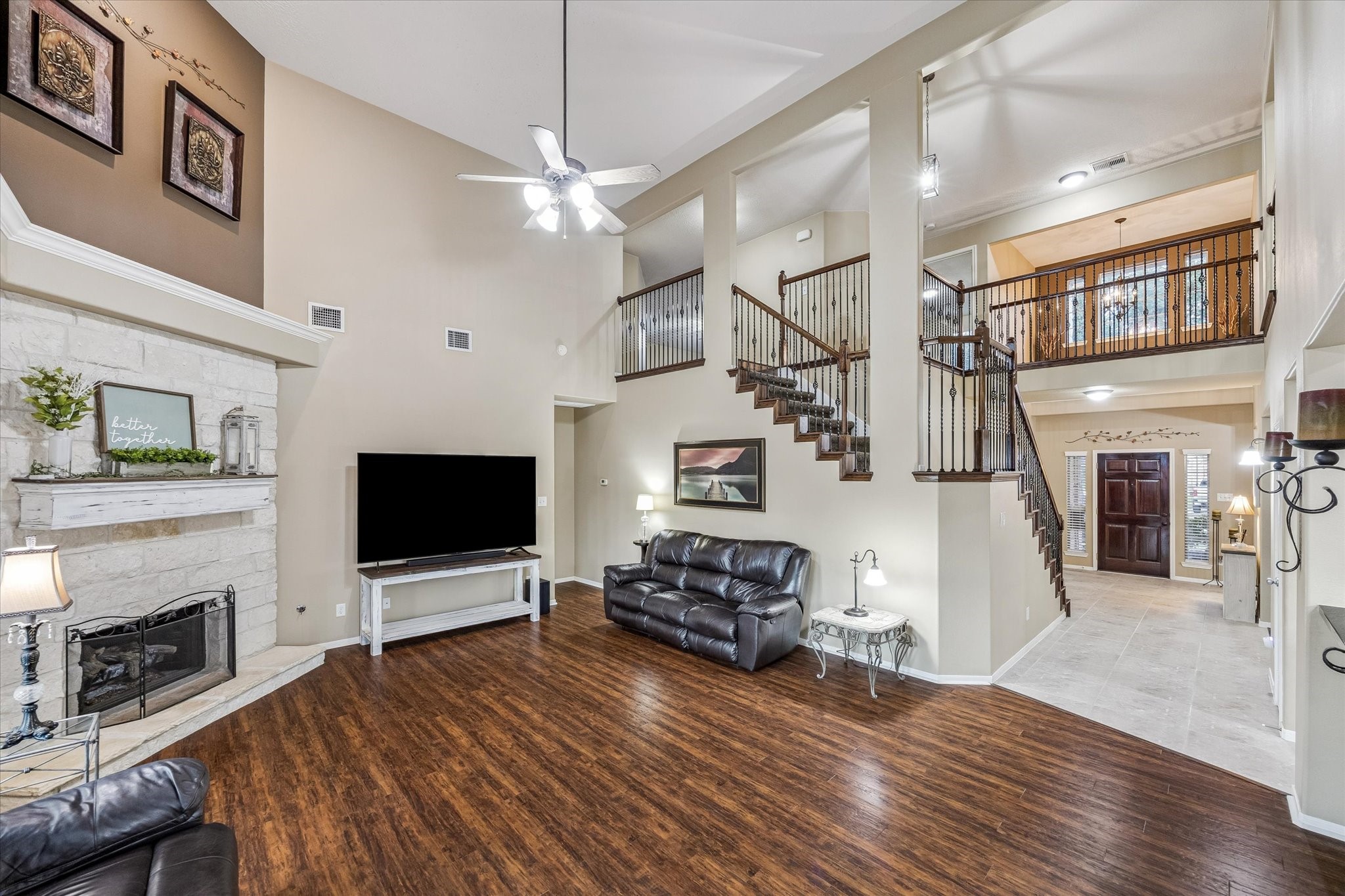 2209 Tracy Way, Deer Park, TX 77536