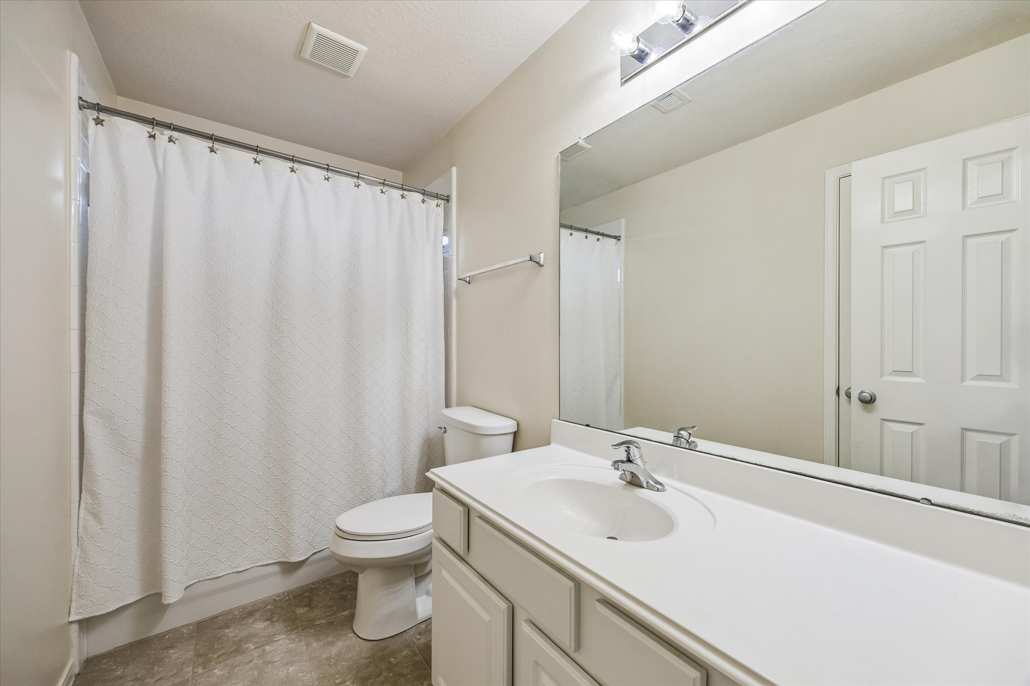 2209 Tracy Way, Deer Park, TX 77536