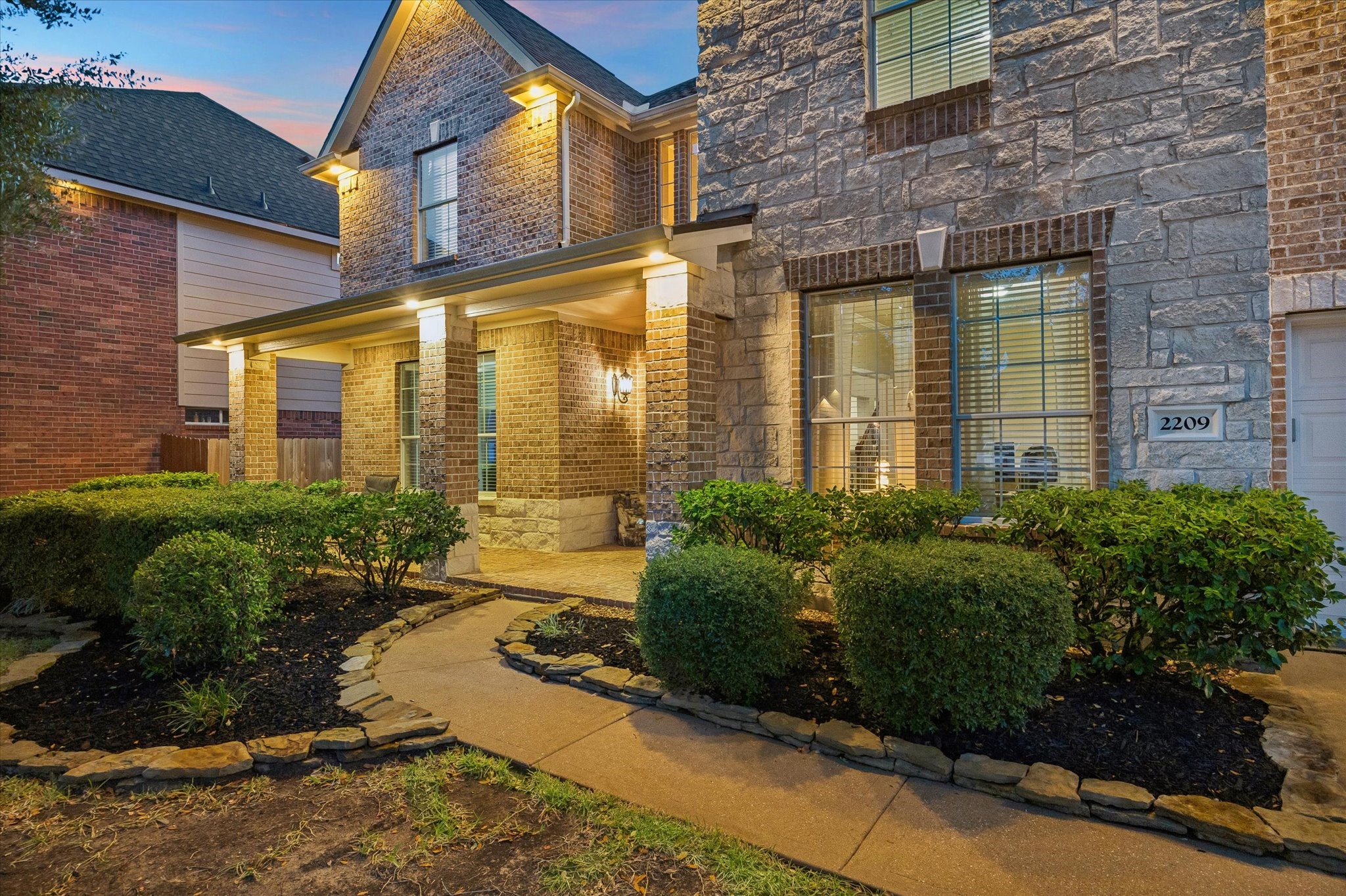 2209 Tracy Way, Deer Park, TX 77536