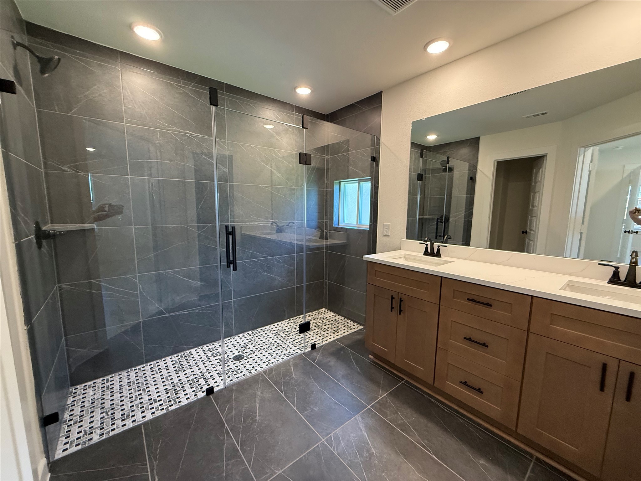 Primary Bedroom Bath