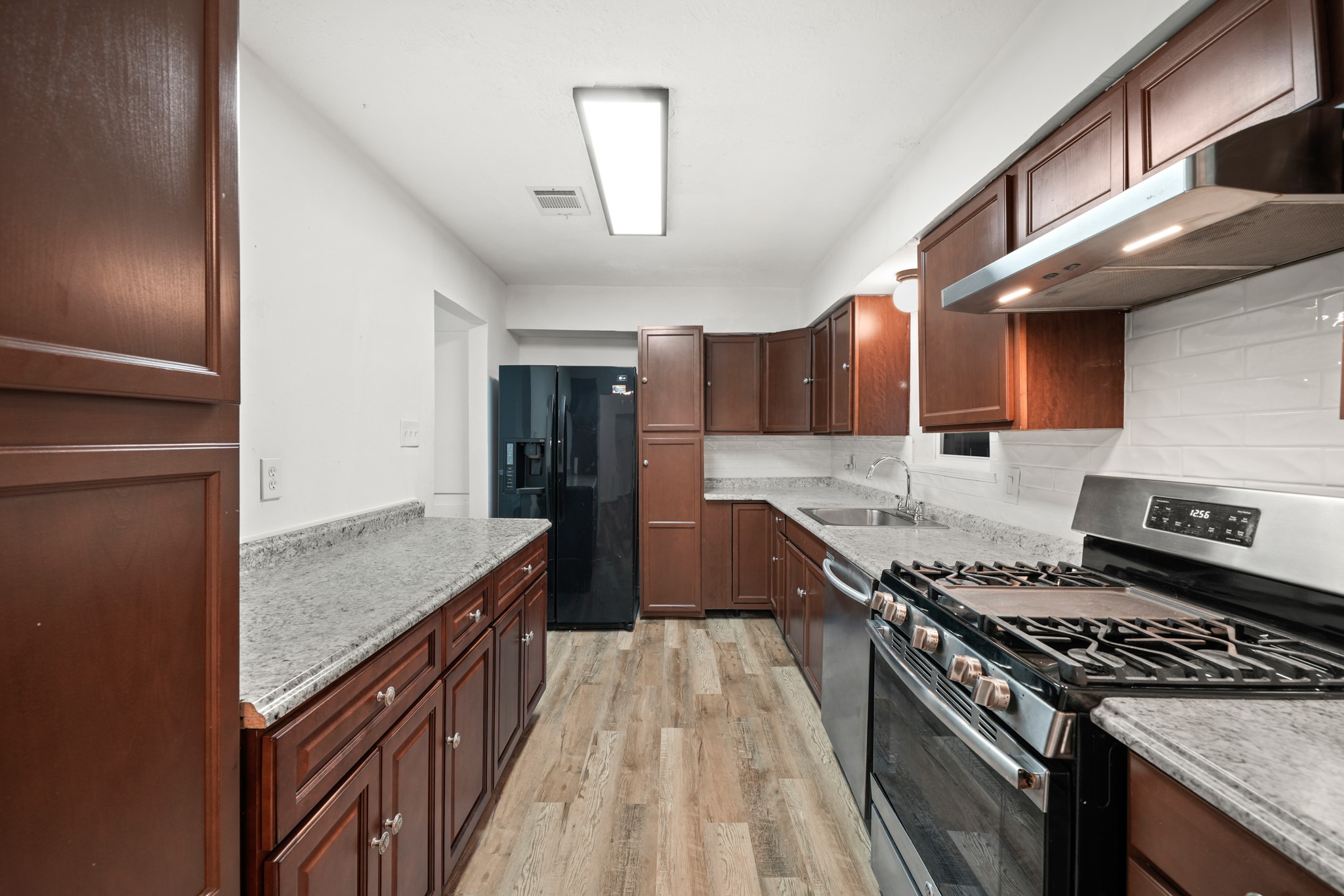 11614 Sandrock Drive, Houston, TX 77048