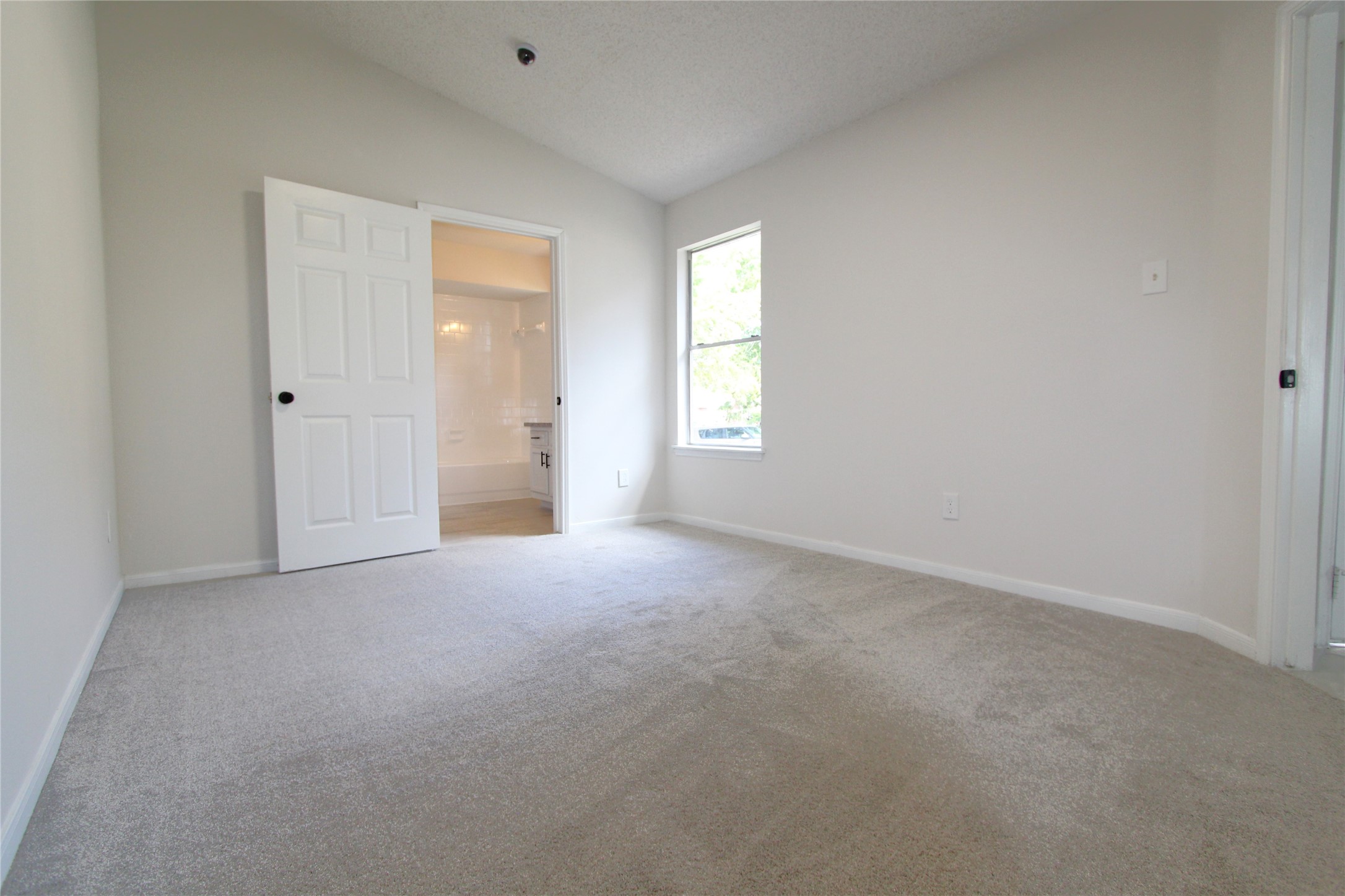 7713 Ellis Drive, Houston, TX 77489