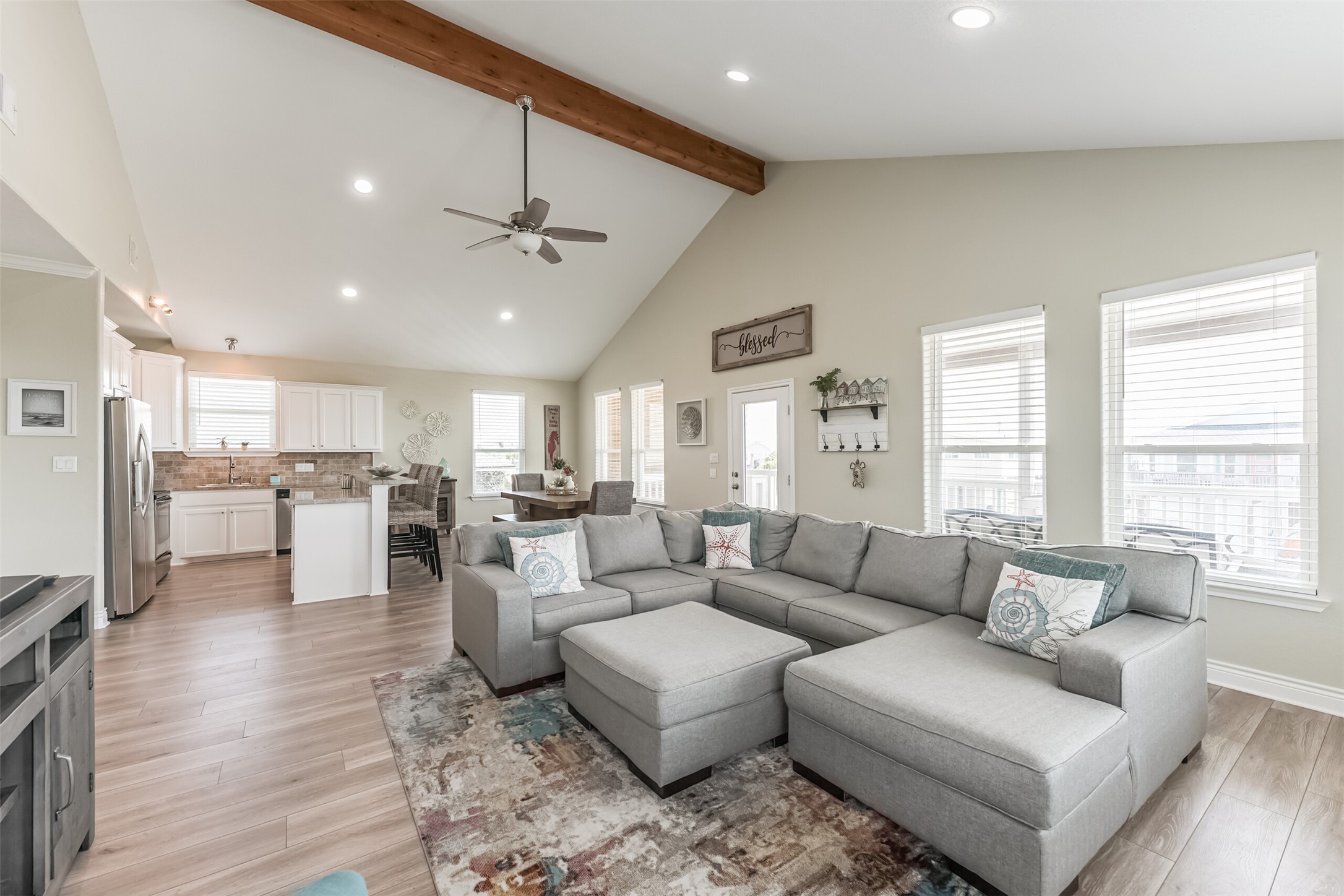 4018 Fort Bend Drive, Galveston, TX 77554