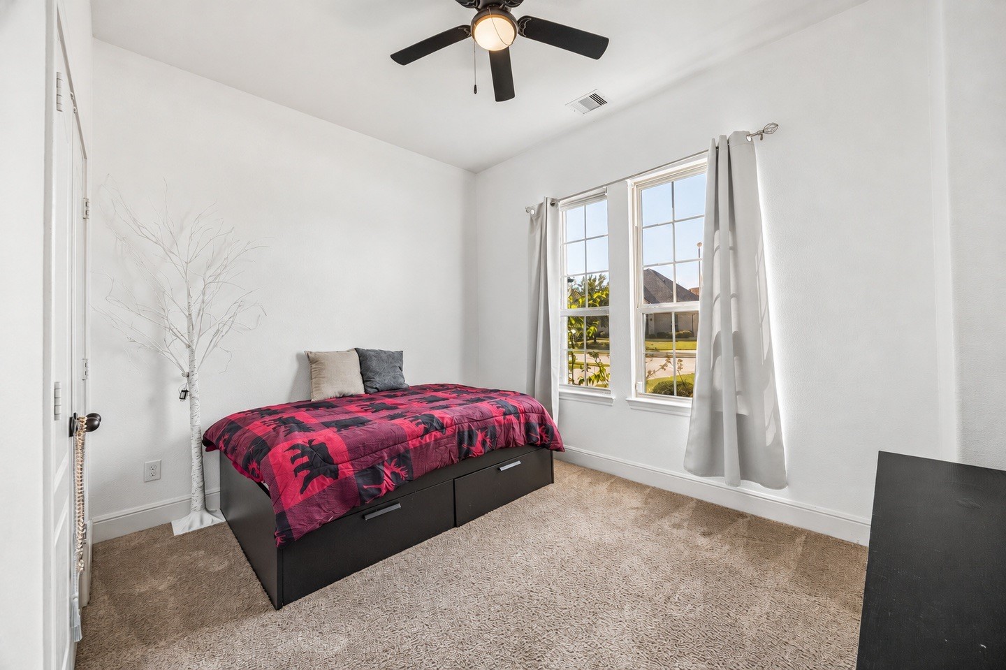 1417 Norman Hill Lane, League City, TX 77573
