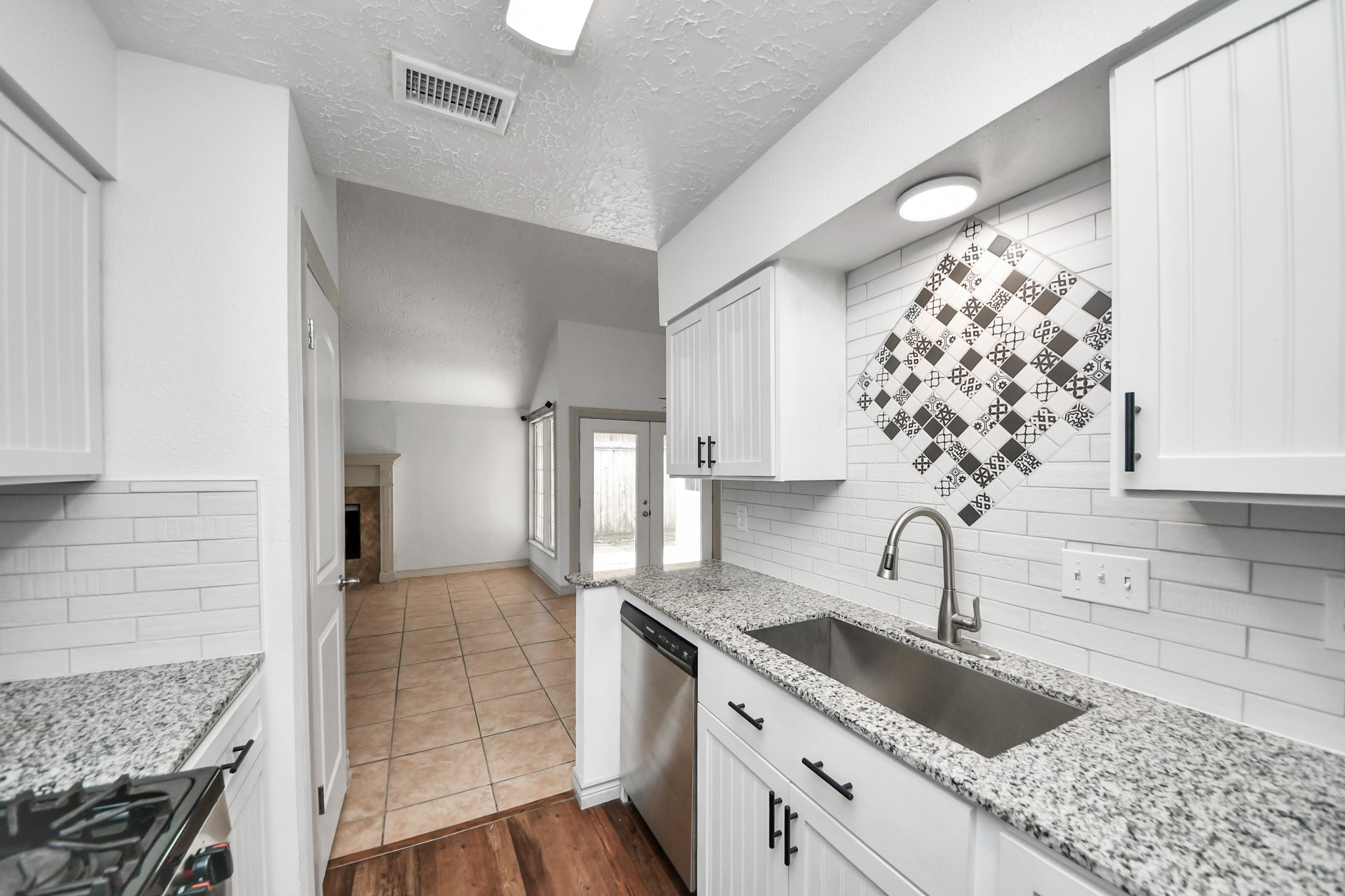 12035 W Marsham Circle, Houston, TX 77066