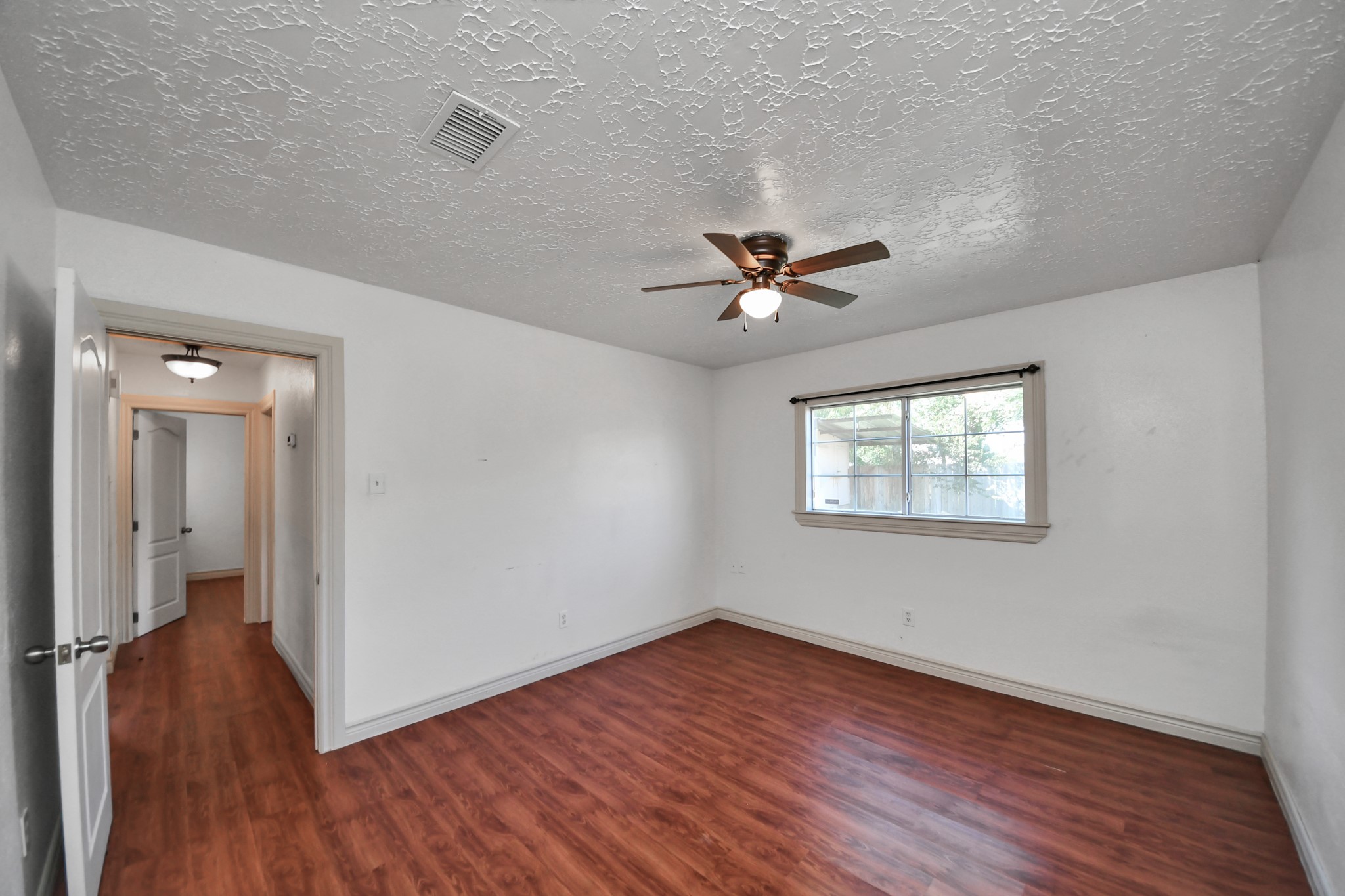 12035 W Marsham Circle, Houston, TX 77066