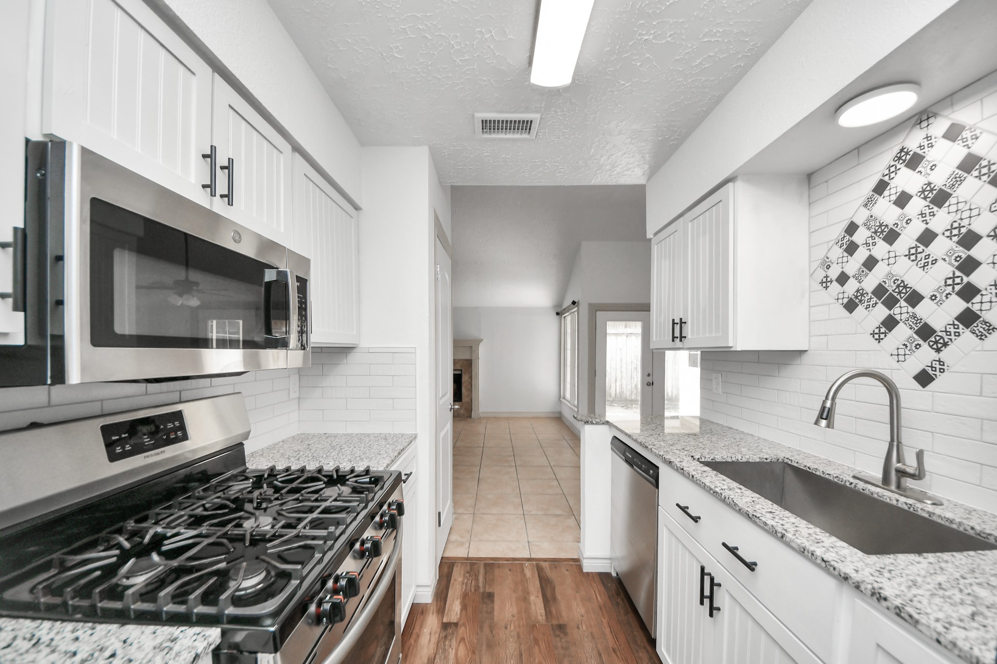 12035 W Marsham Circle, Houston, TX 77066