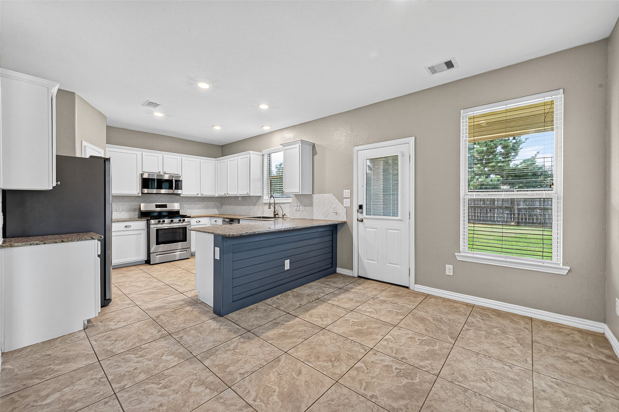 Dining Kitchen Combo