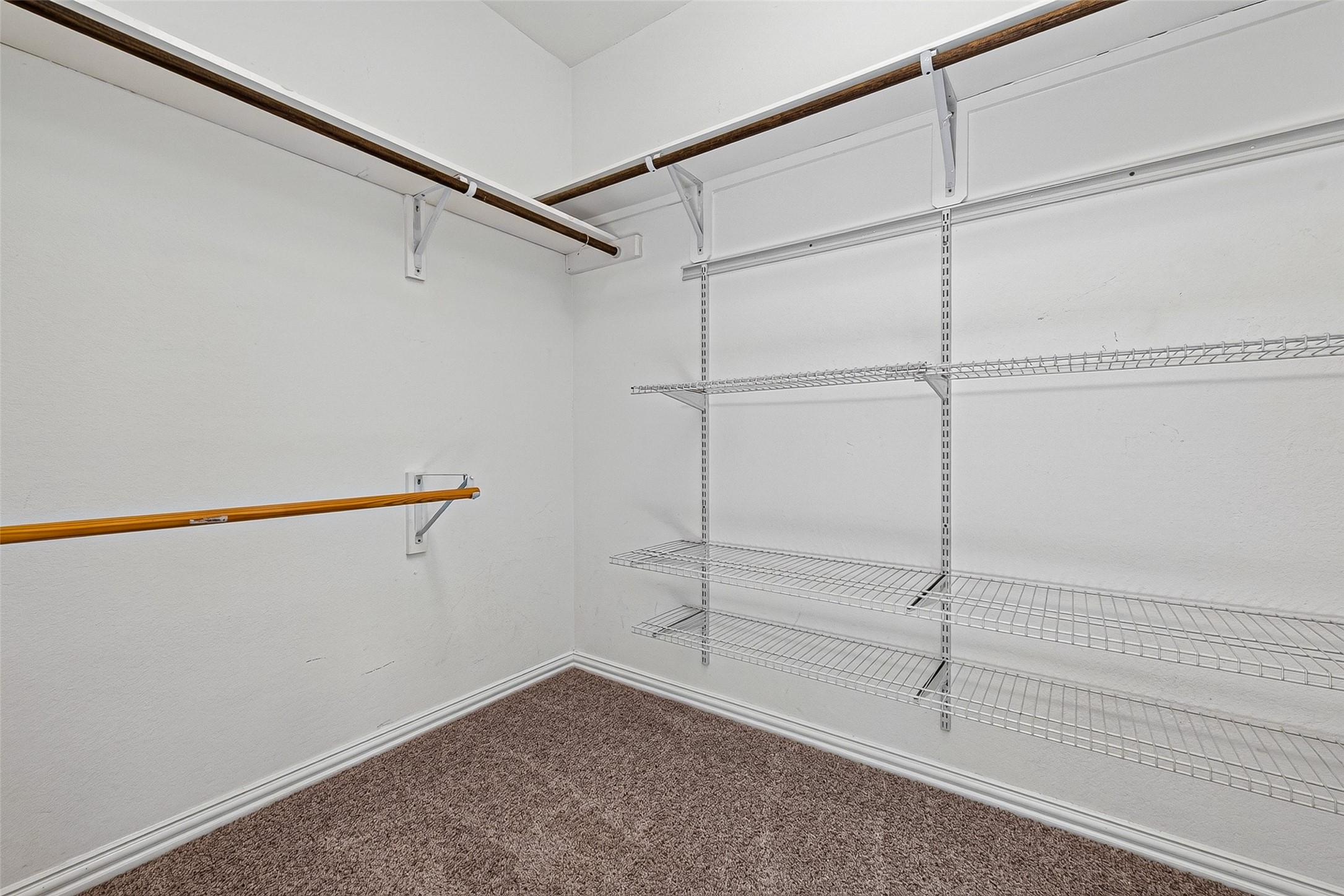 Walk in closet