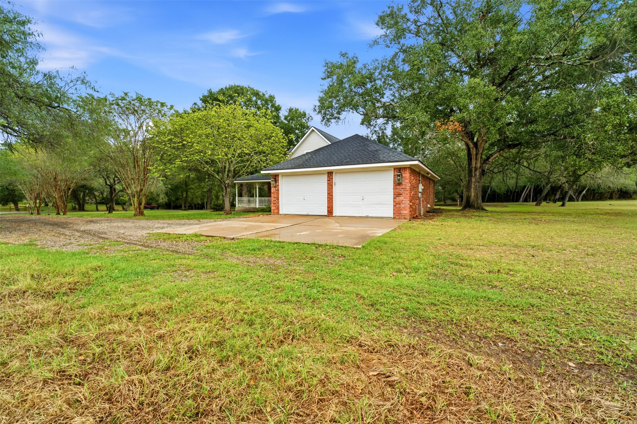 144 Pin Oak Lane, Hempstead, TX 77445