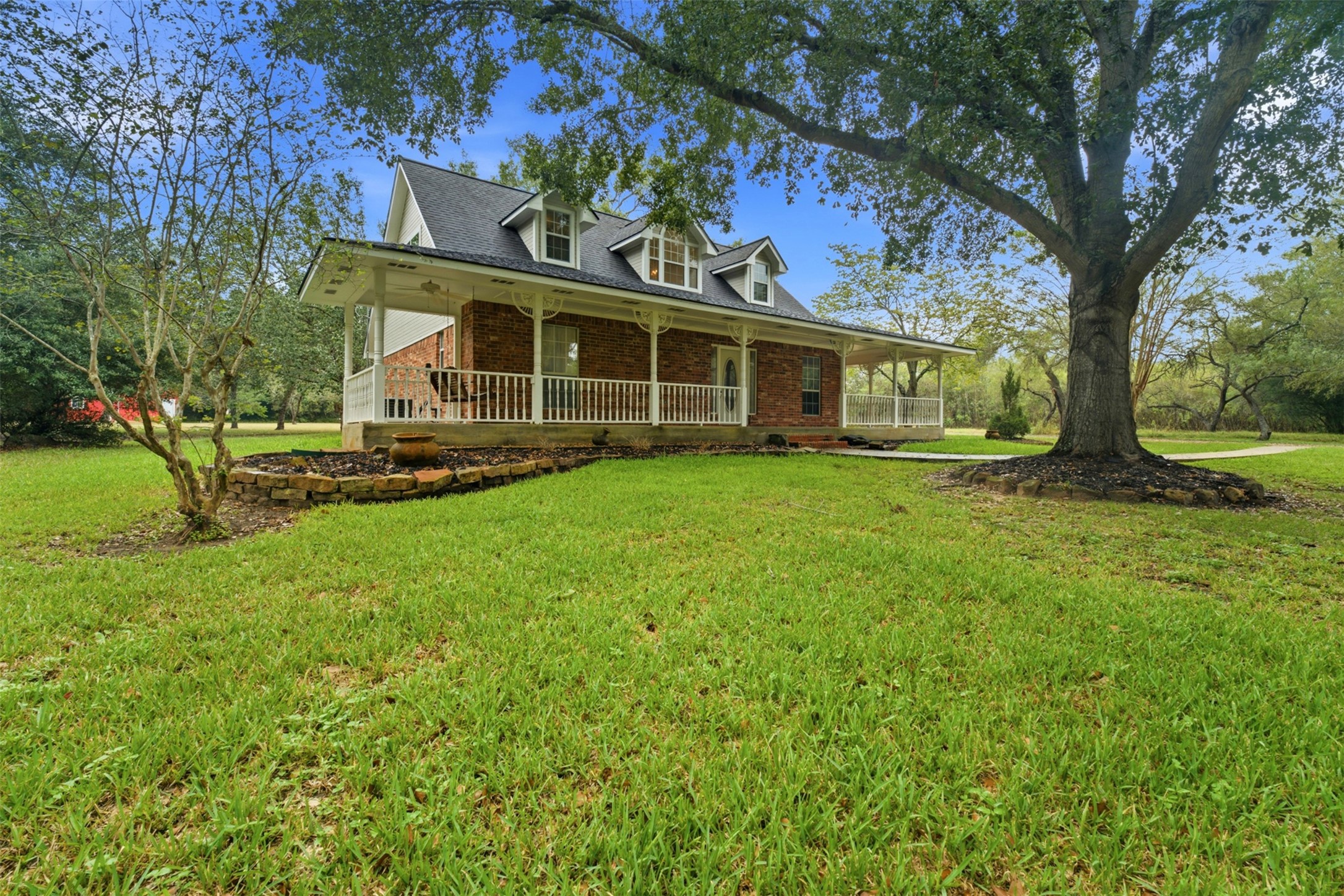 144 Pin Oak Lane, Hempstead, TX 77445