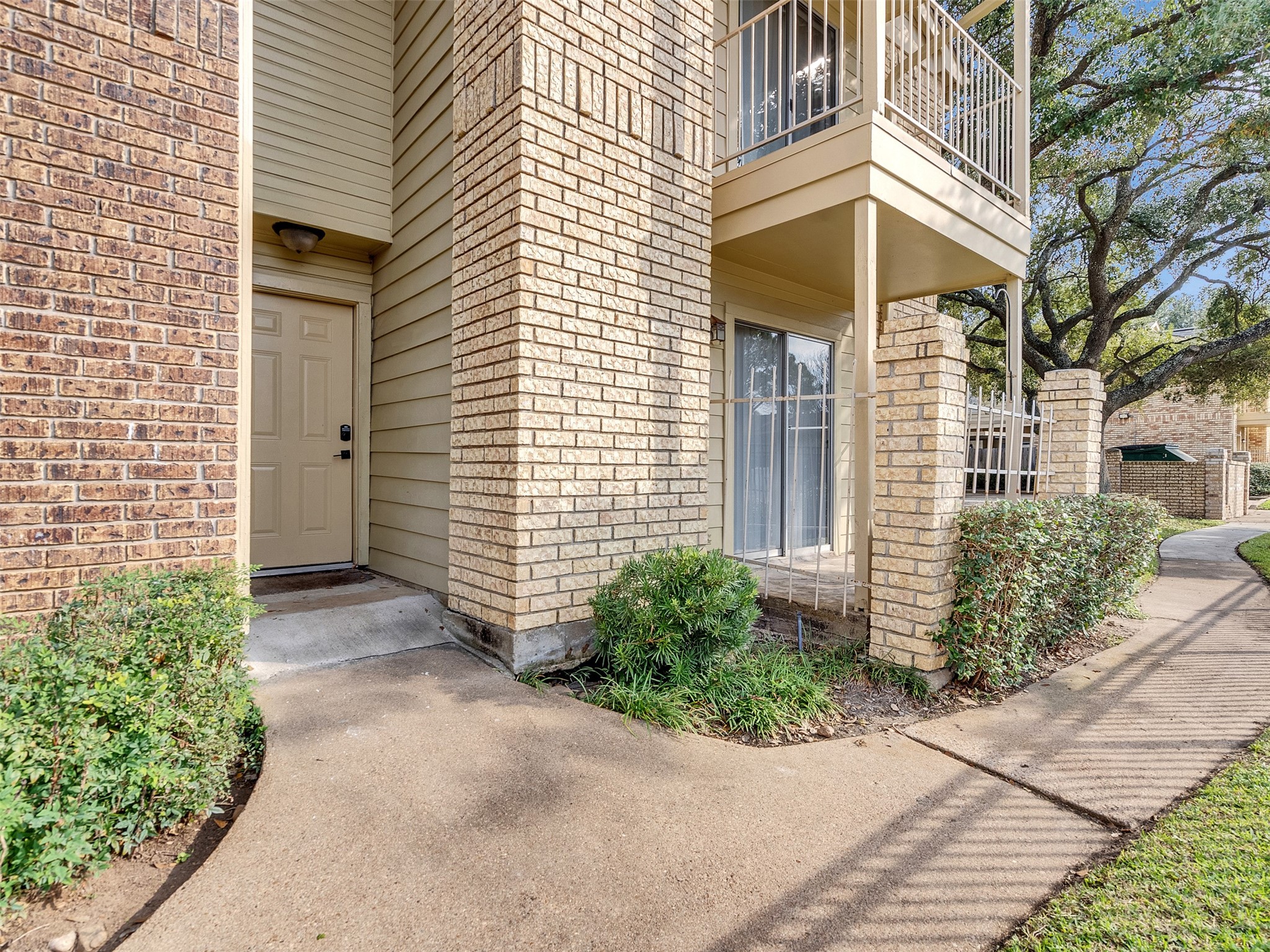 1515 Sandy Springs Road, #201, Houston, TX 77042 1515 Sandy Springs Road, #201, Houston, TX 77042