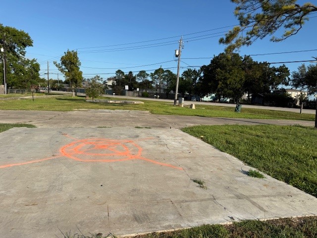 4828 W Bayshore Drive, Bacliff, TX 77518 4828 W Bayshore Drive, Bacliff, TX 77518