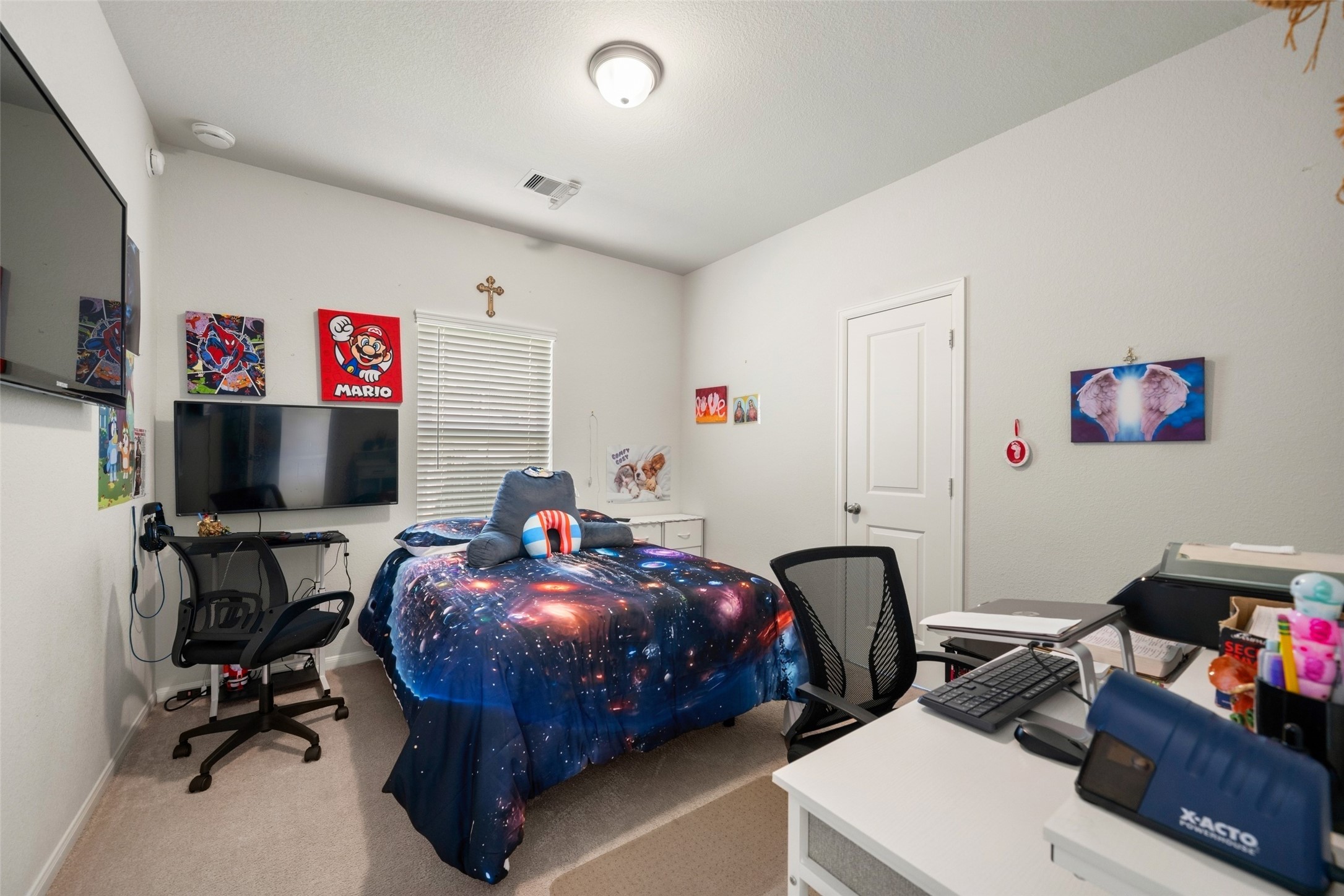 second bedroom