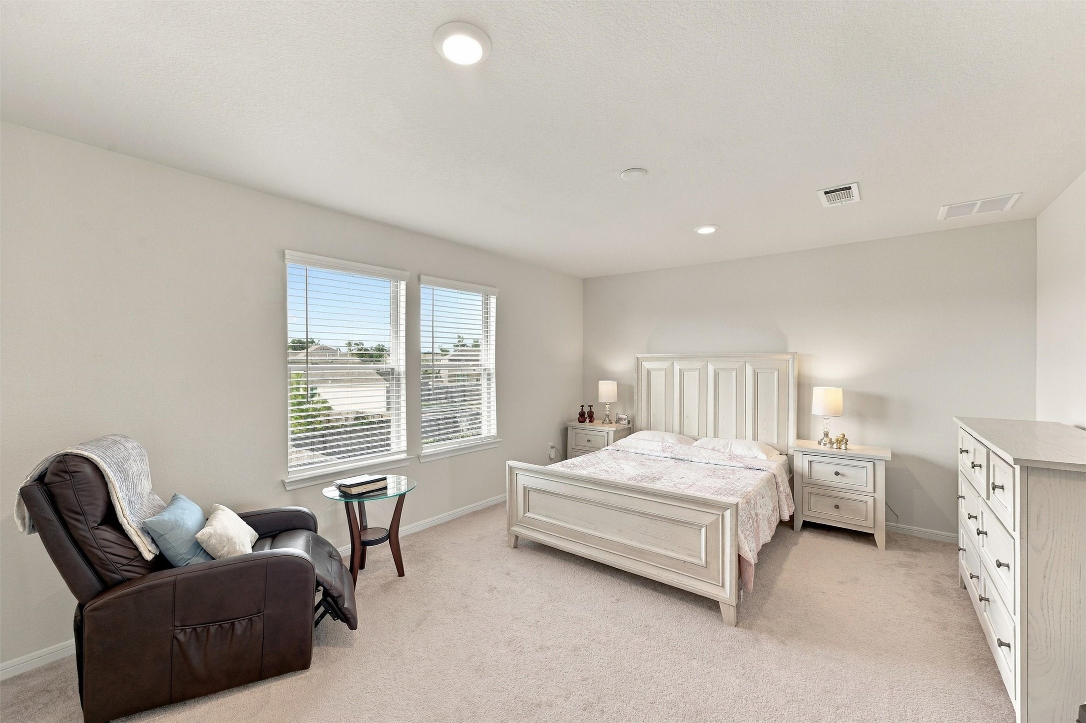 18952 Buckley Oak Drive, New Caney, TX 77357