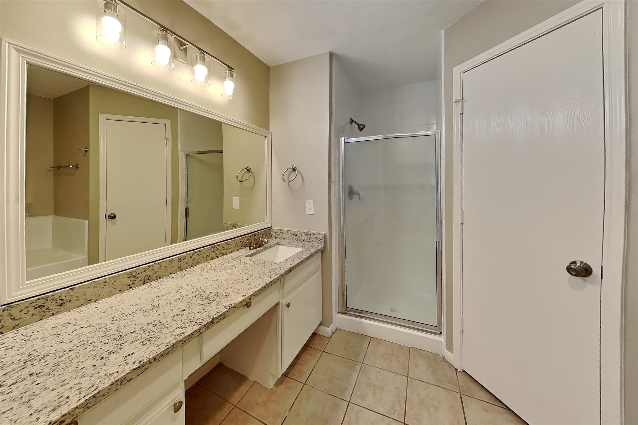 2722 Hidden Spring Vale Drive, Spring, TX 77386