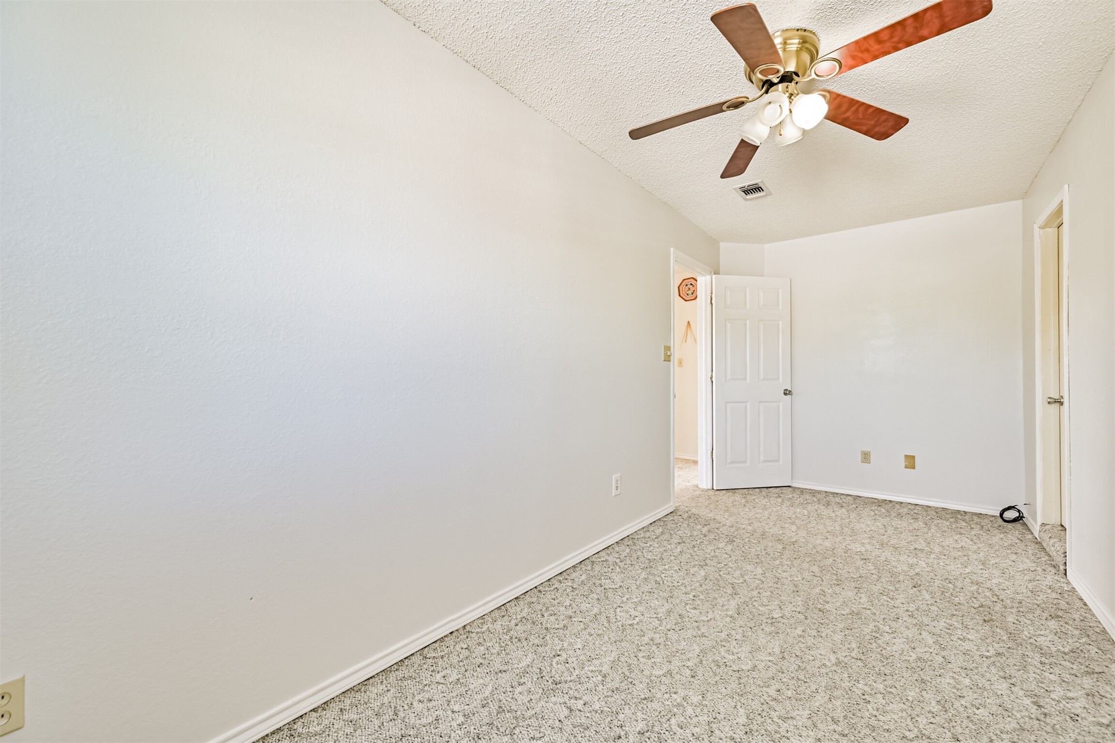 4928 Avenue P, Galveston, TX 77551
