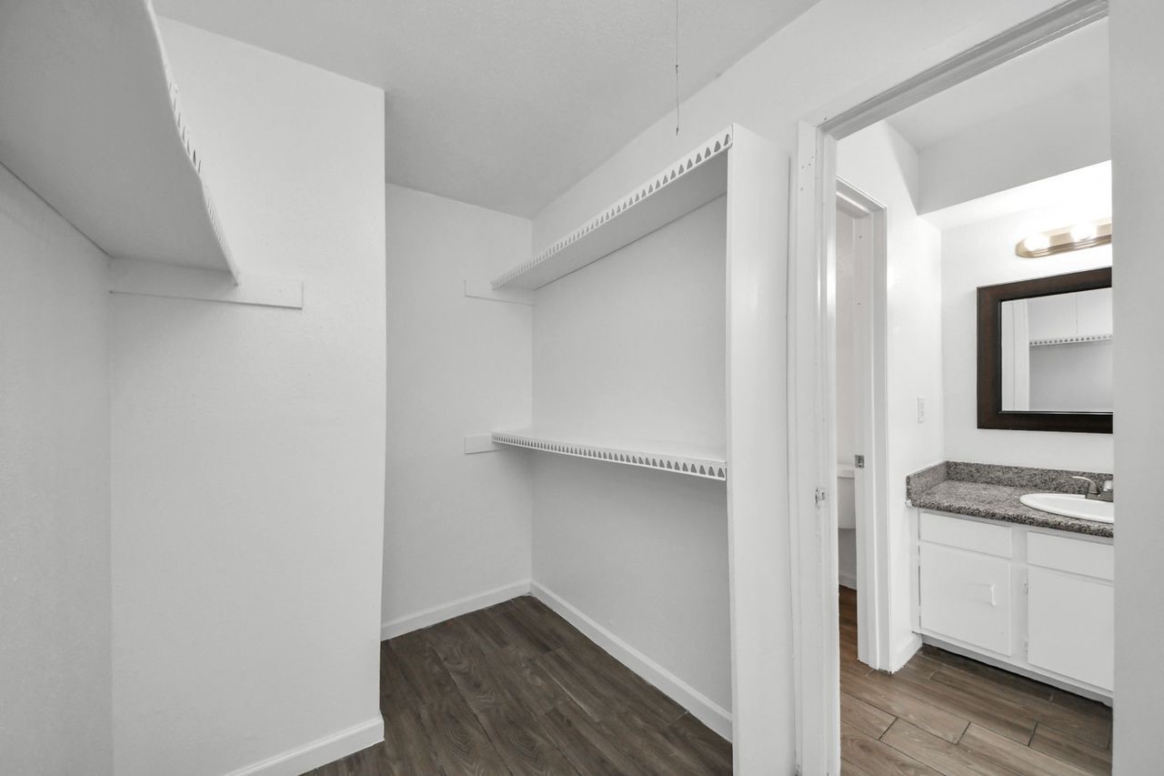 Primary walk in closet