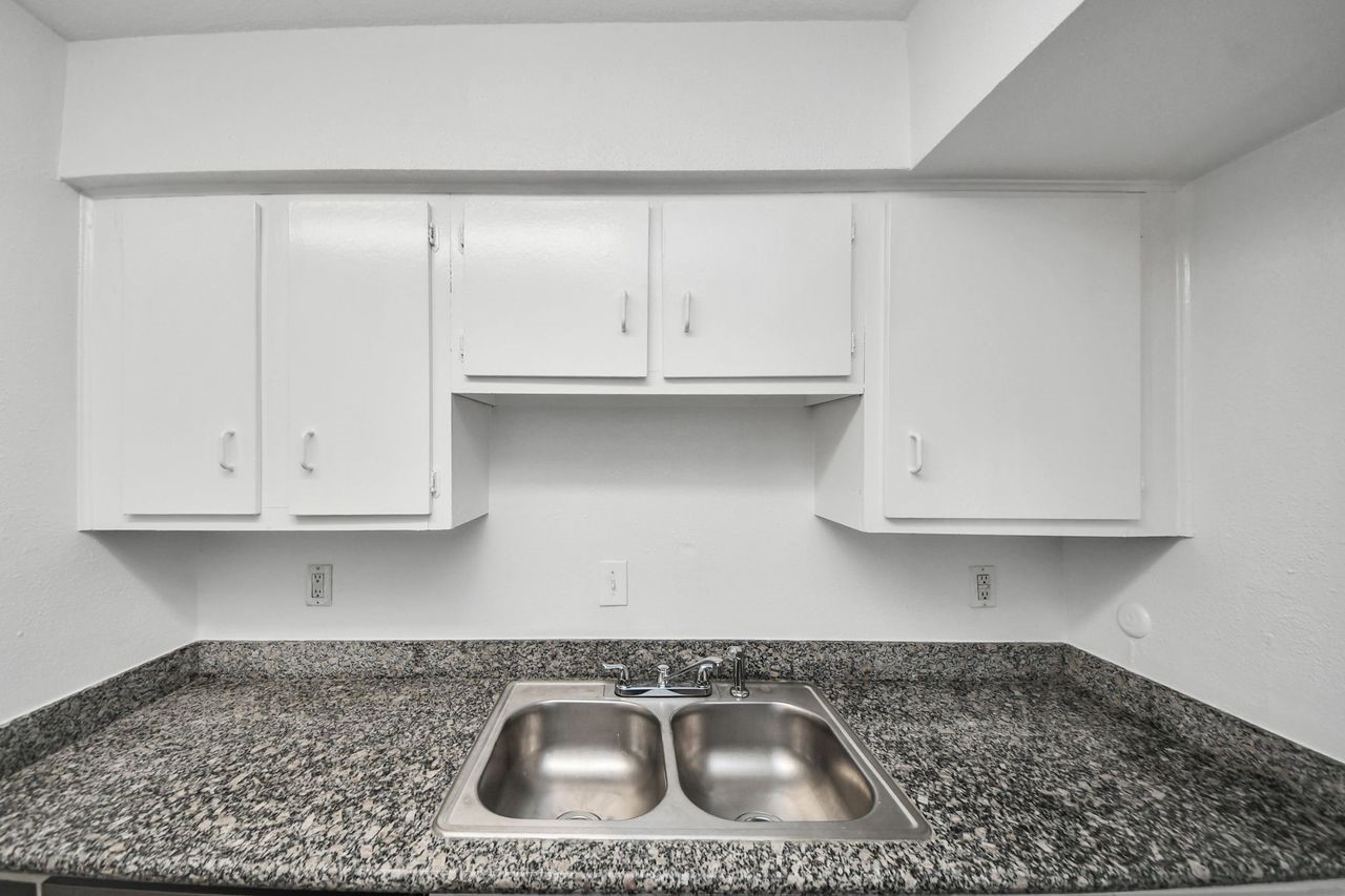 5625 Antoine Drive, #312, Houston, TX 77091