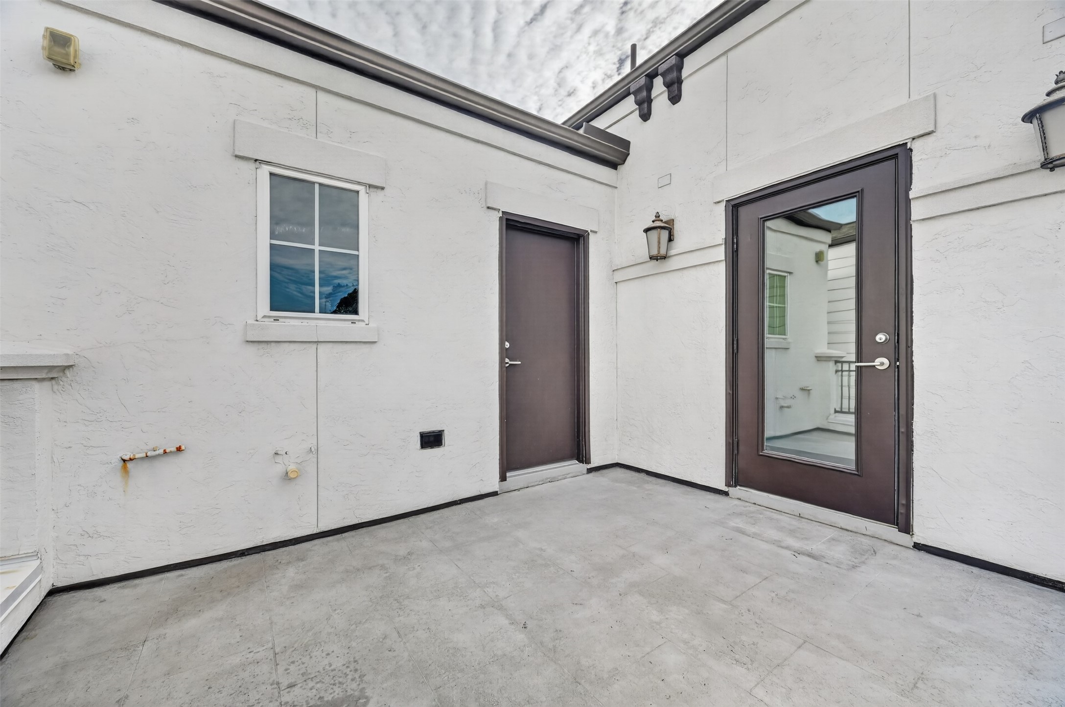 2711 Kennedy Street, Houston, TX 77003