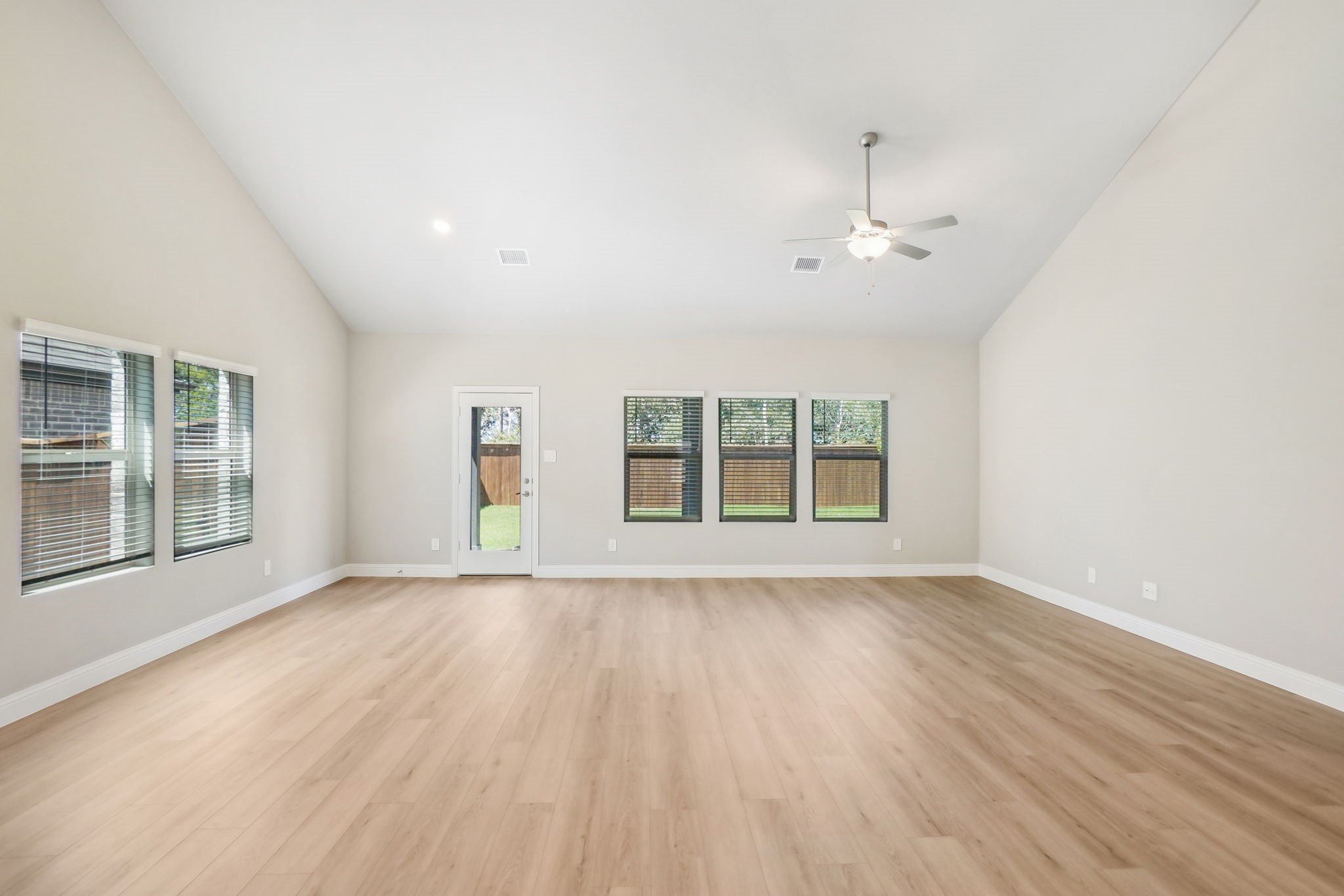 2715 Dark Lantern Lane, Rosenberg, TX 77471 2715 Dark Lantern Lane, Rosenberg, TX 77471