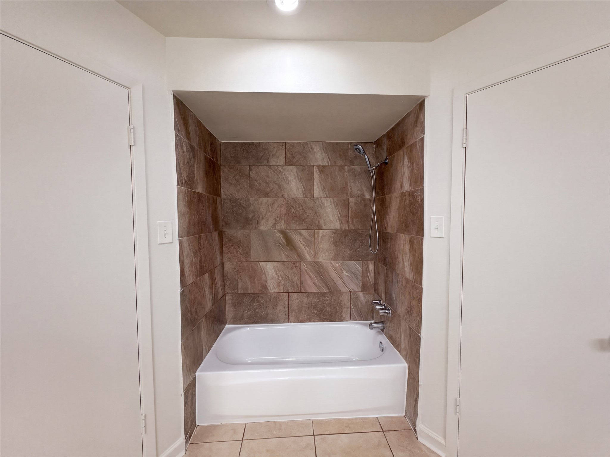 2307 Canyon Meadows Drive, Missouri City, TX 77489