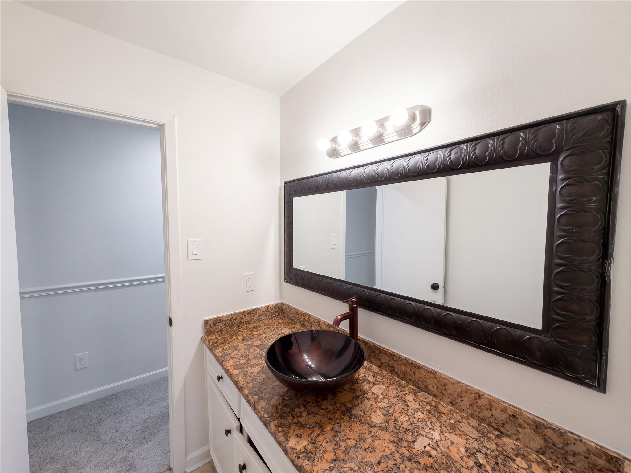 2307 Canyon Meadows Drive, Missouri City, TX 77489