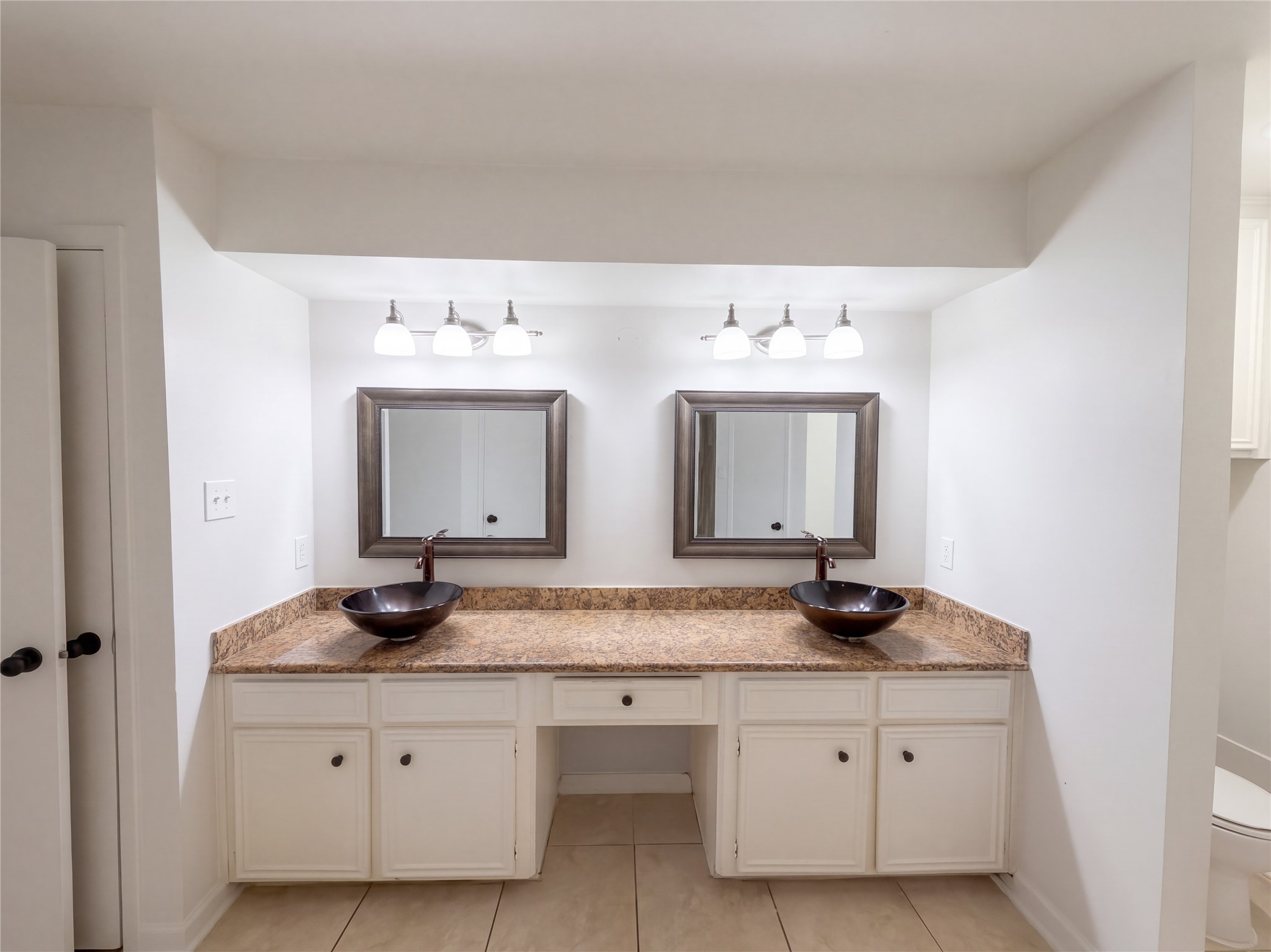 2307 Canyon Meadows Drive, Missouri City, TX 77489