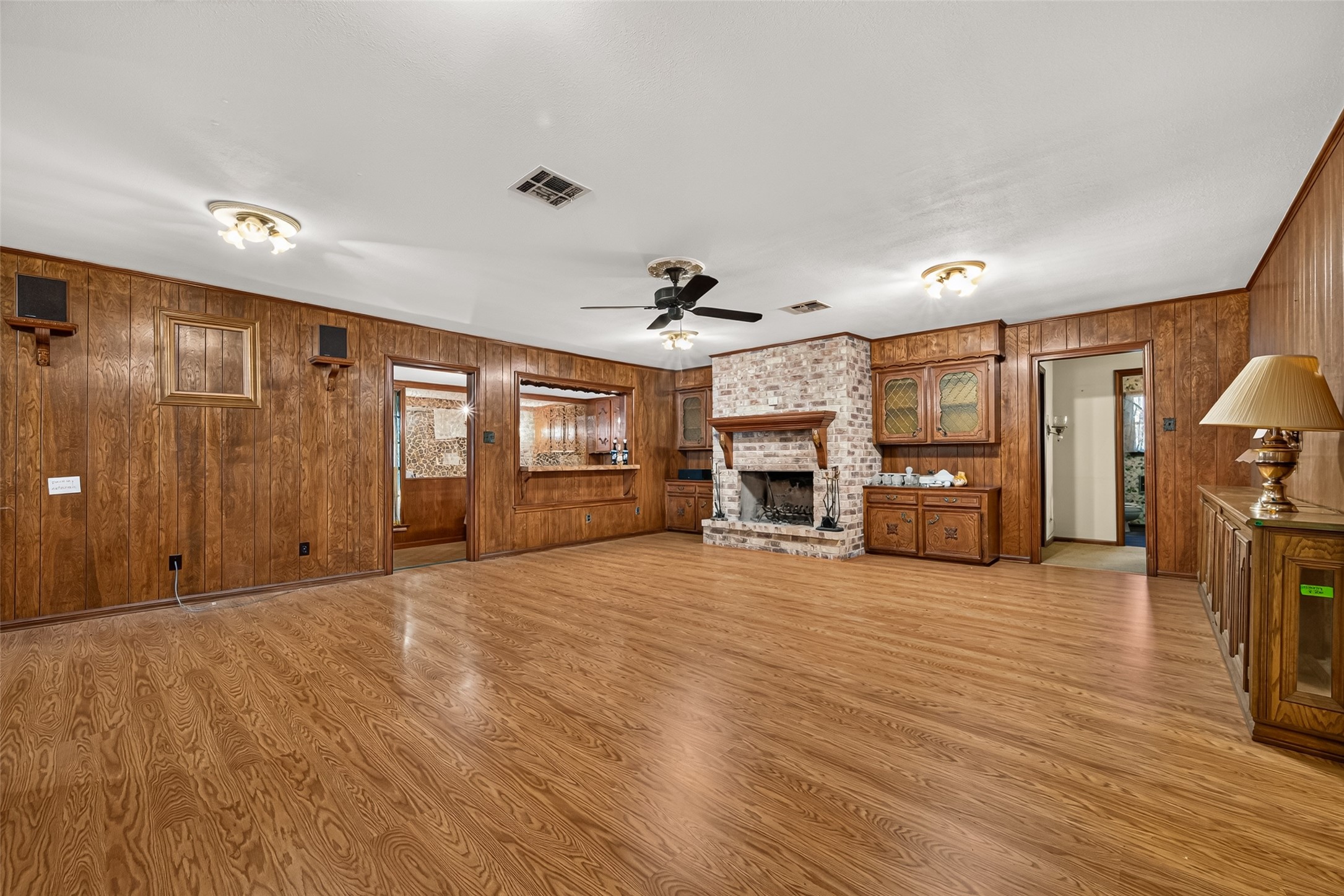 Large Family room with a fantastic wet bar area.