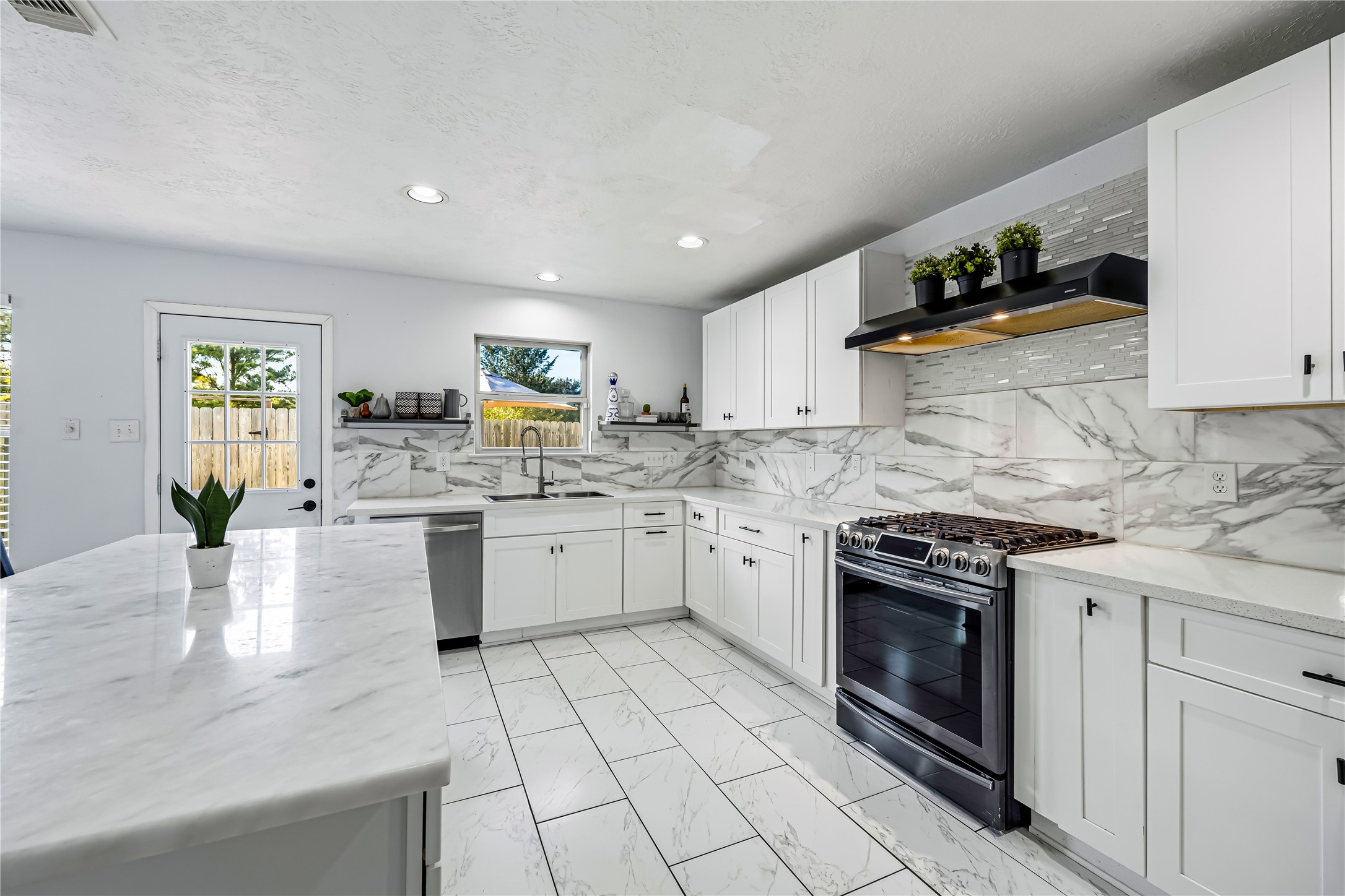 20706 Tealbrook Drive, Cypress, TX 77433 20706 Tealbrook Drive, Cypress, TX 77433