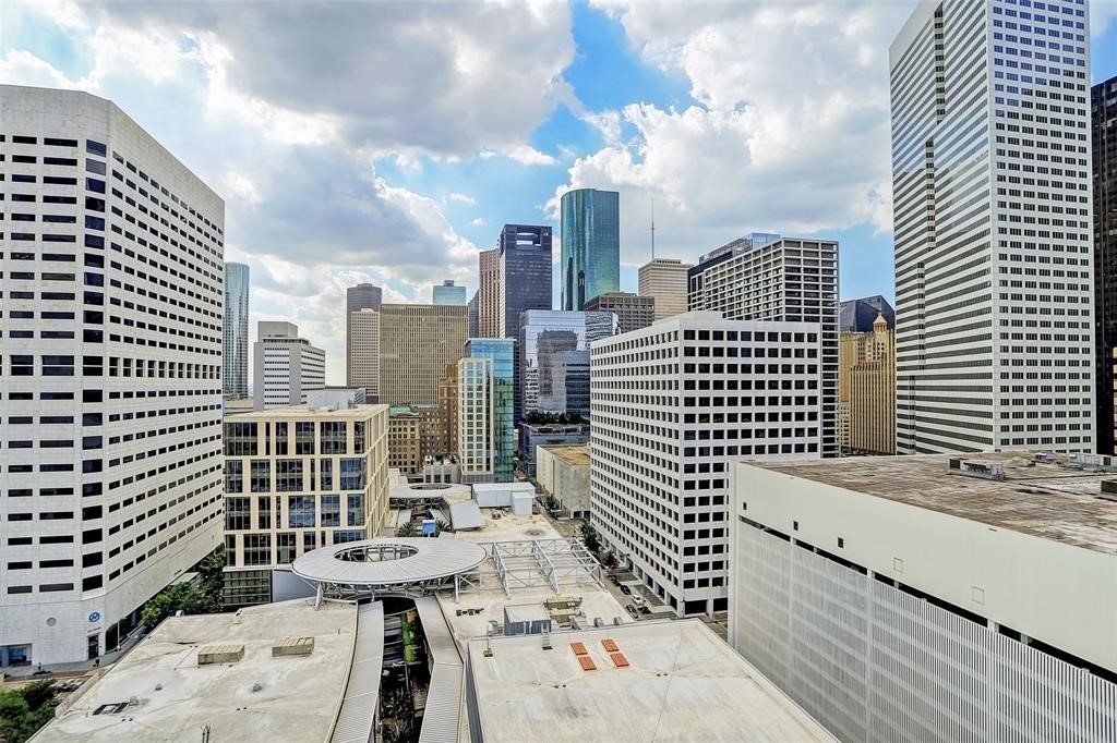 1211 Caroline Street, #1708, Houston, TX 77002