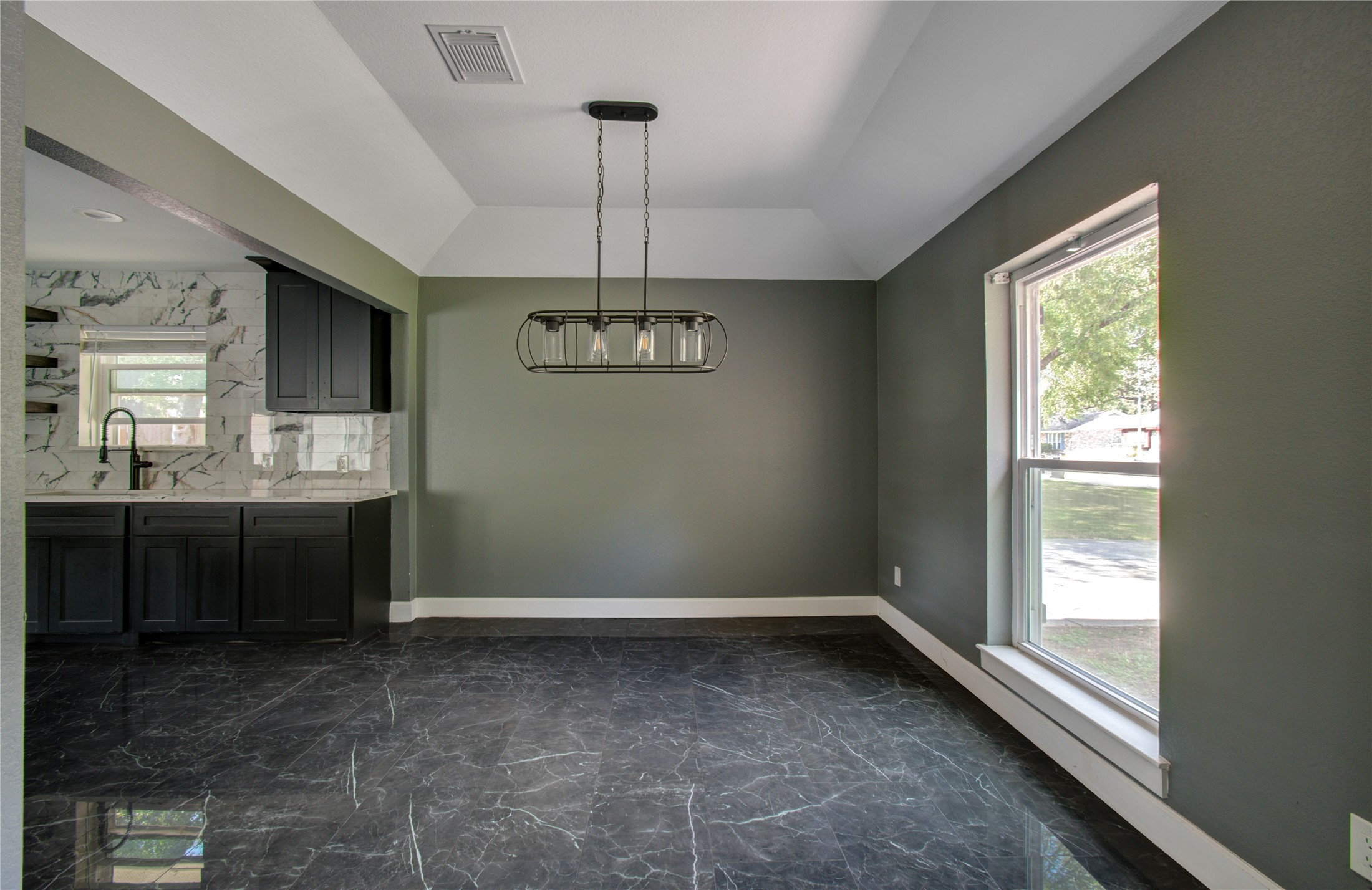 Formal Dining