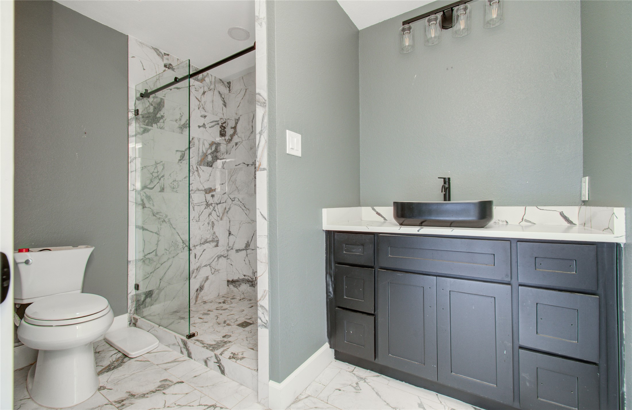Secondary Bath