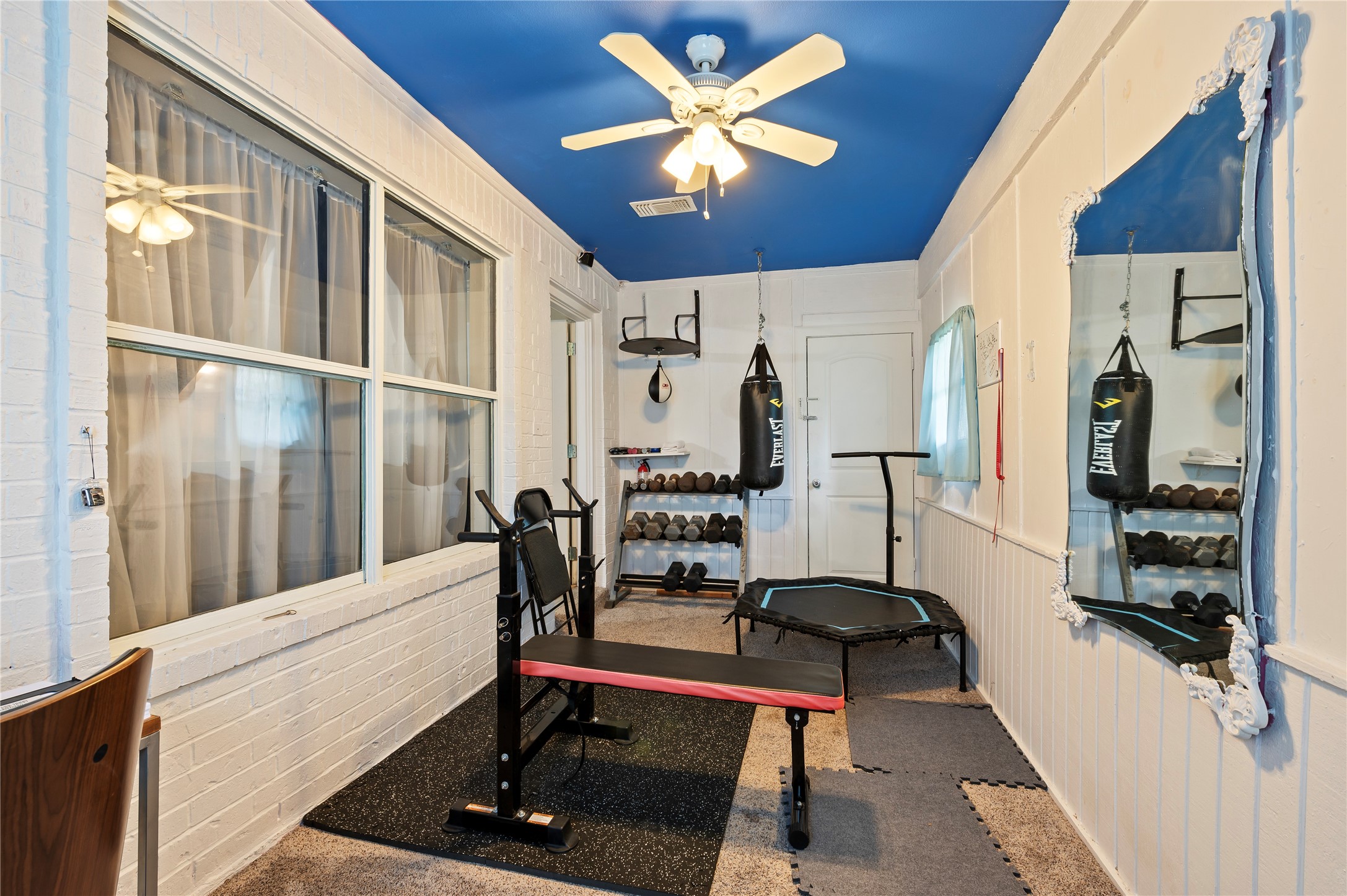 Flex Room