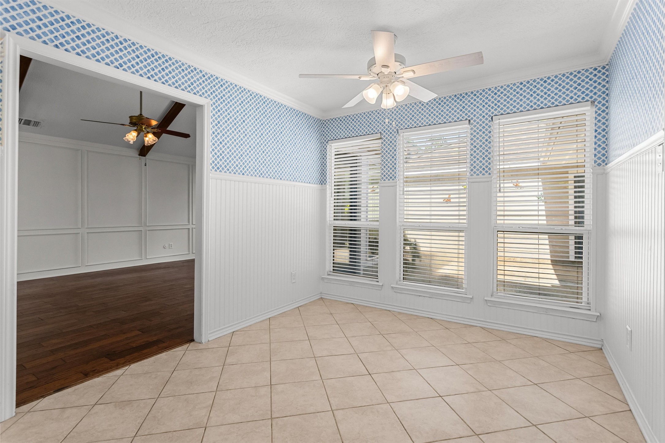 Breakfast Room