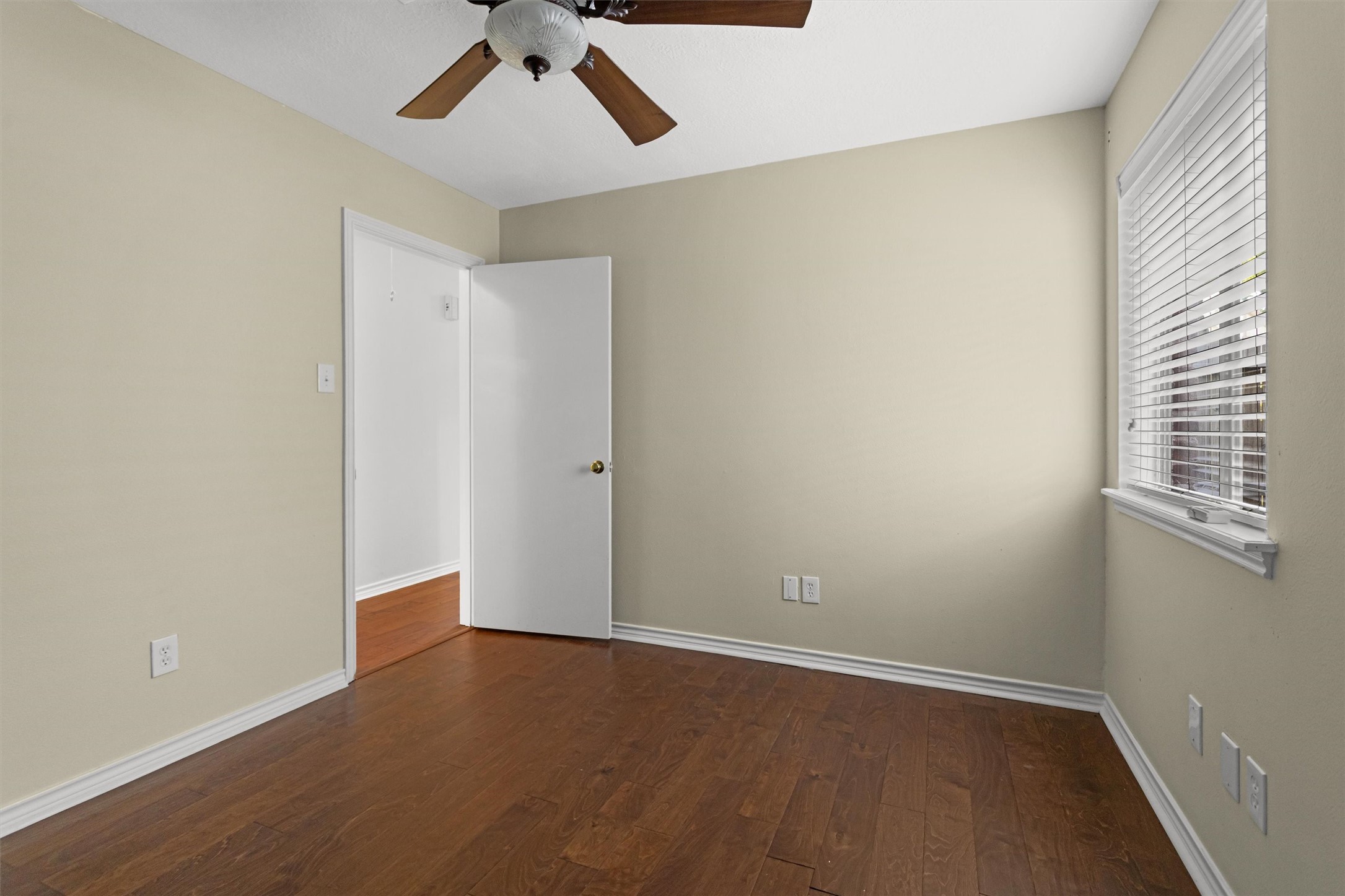 2nd Bedroom