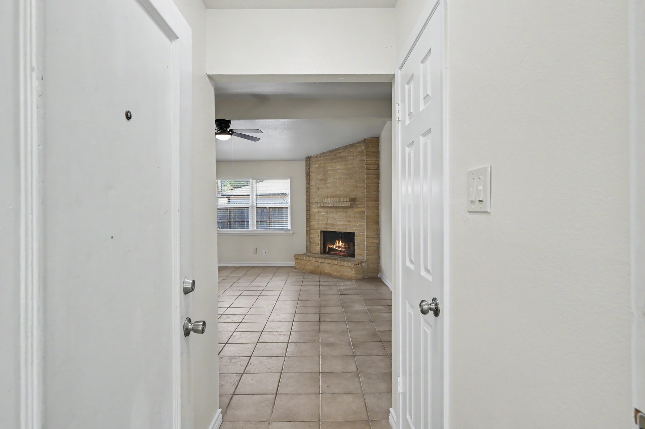 1 Pineash Court, The Woodlands, TX 77381