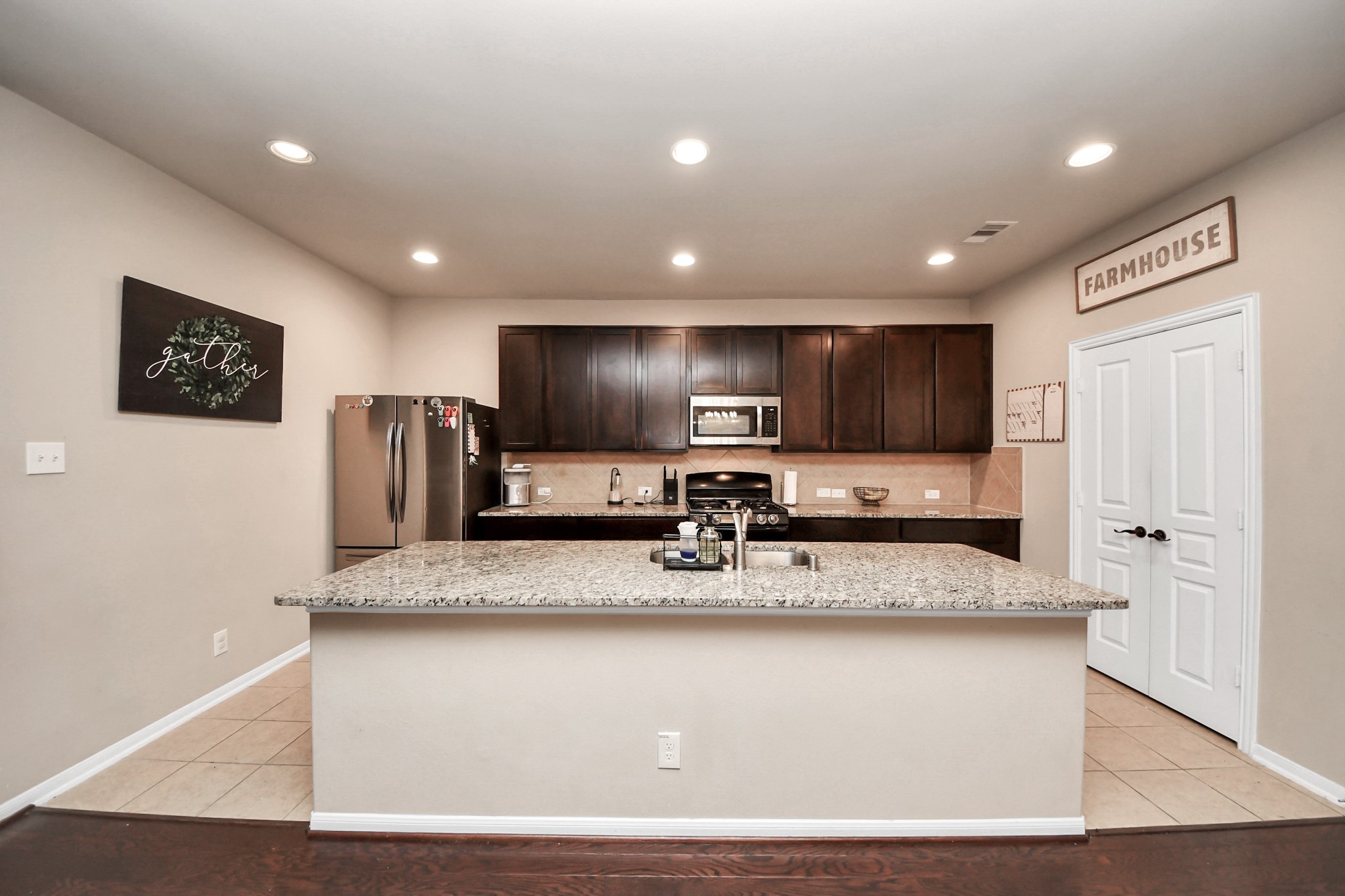 8706 Morning Dove Lane, Baytown, TX 77521