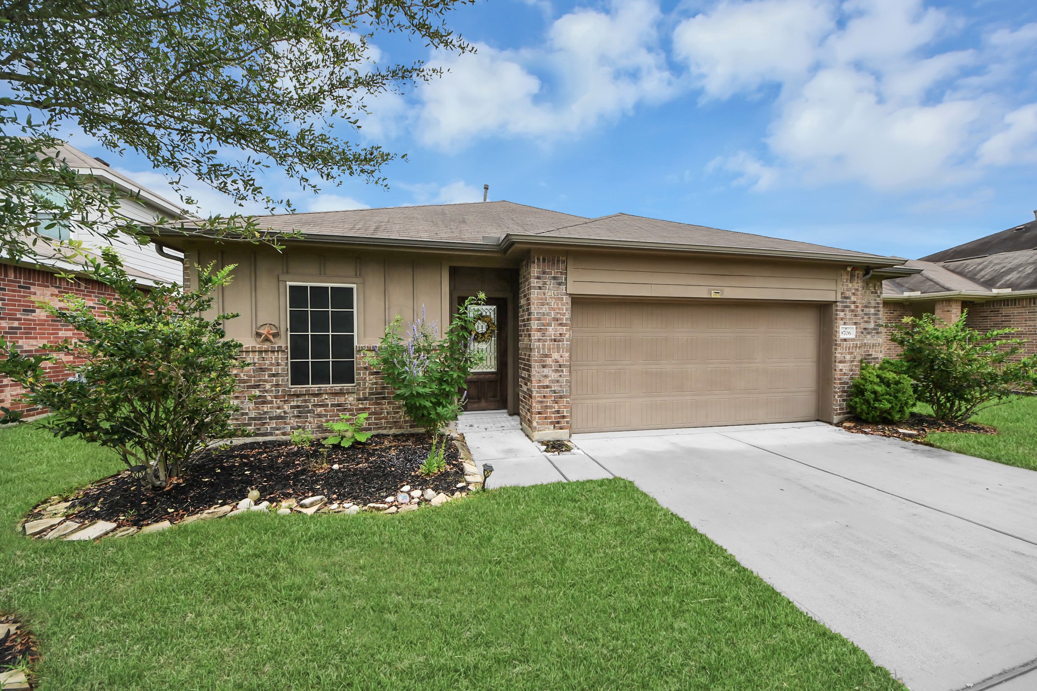 8706 Morning Dove Lane, Baytown, TX 77521