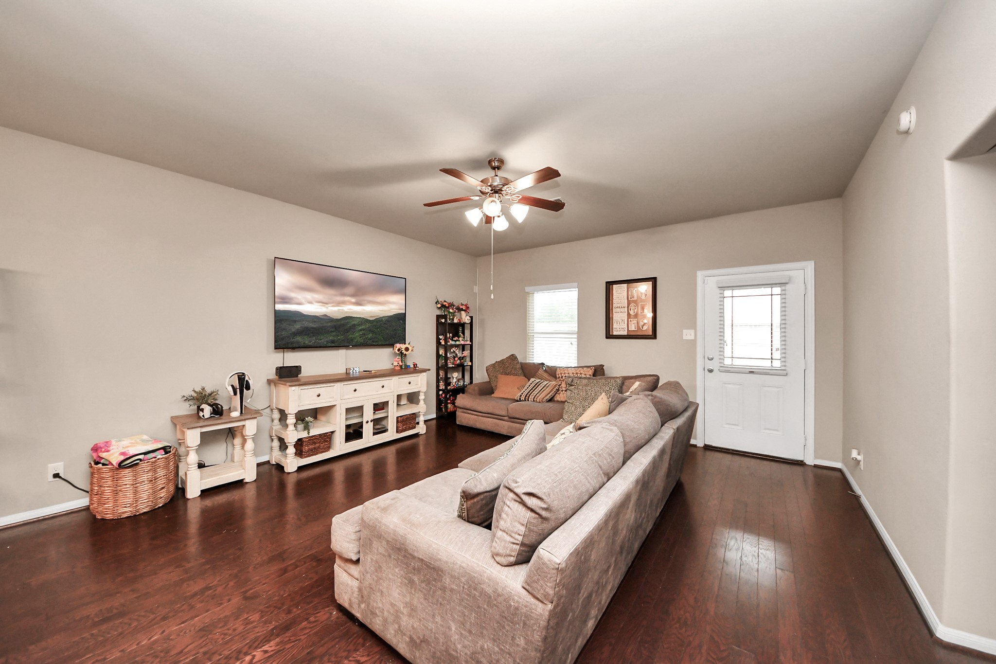 8706 Morning Dove Lane, Baytown, TX 77521