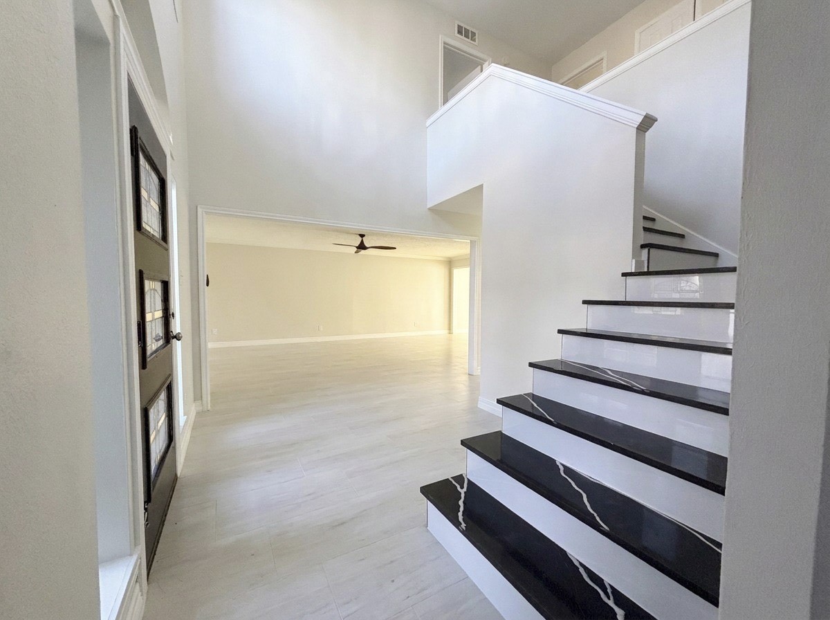 2106 Cherry Hills Drive, League City, TX 77573