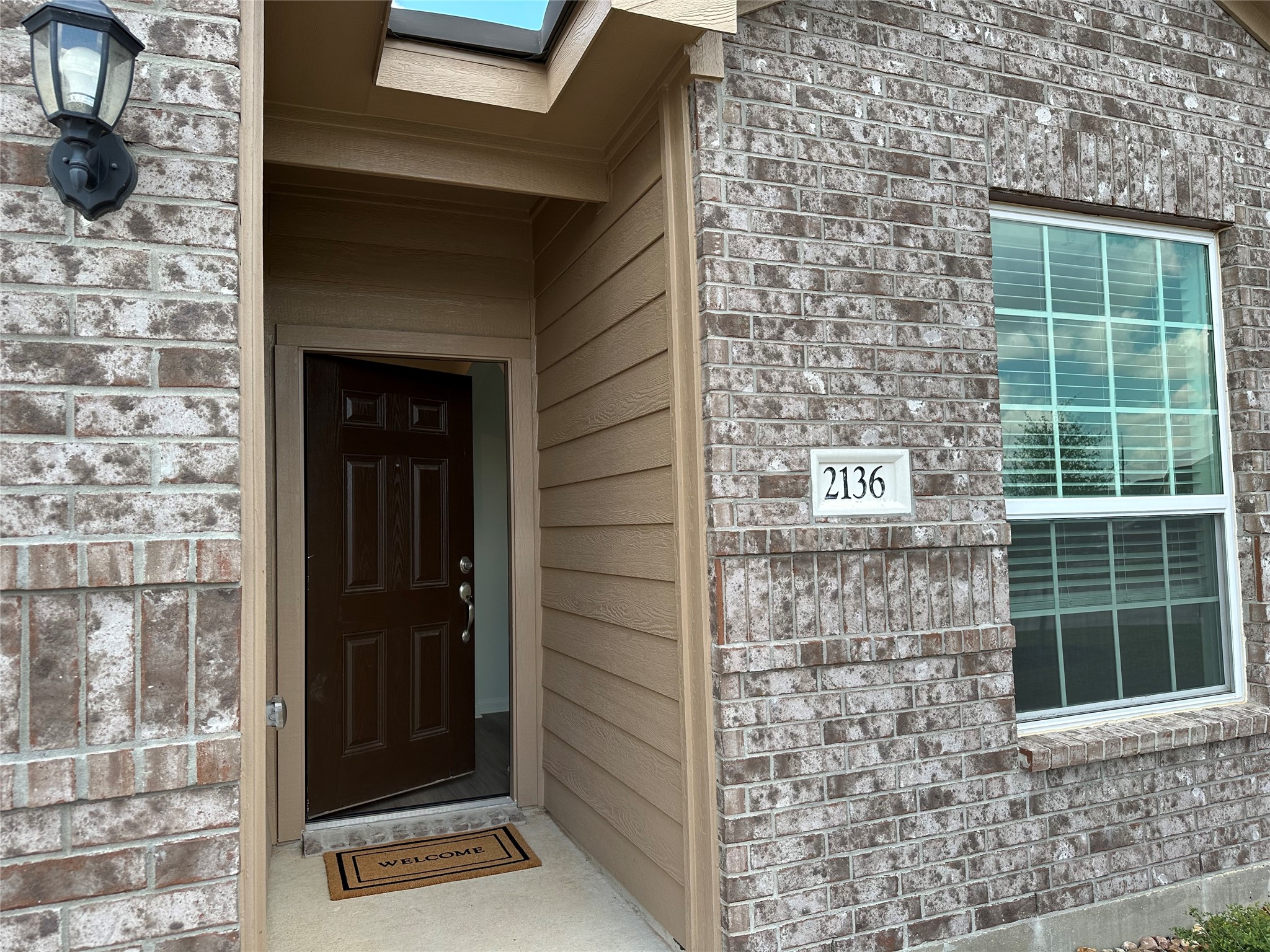 Welcome to 2136 Mule Ridge Dr., Katy