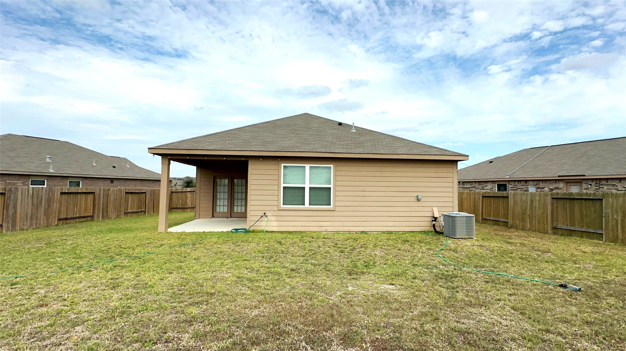 2136 Mule Ridge Drive, Katy, TX 77493