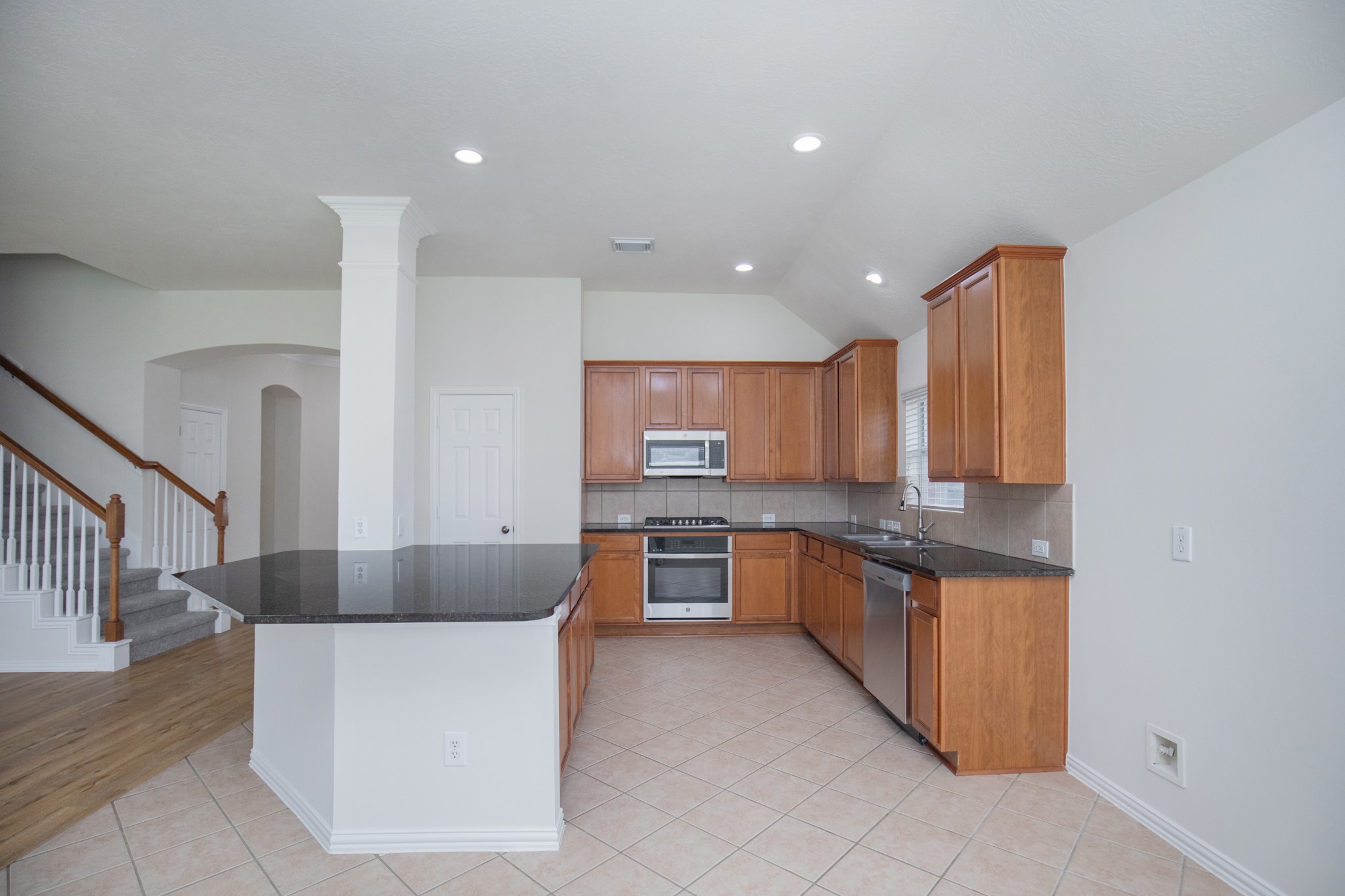 8802 Rocky Knoll Lane, Rosenberg, TX 77469